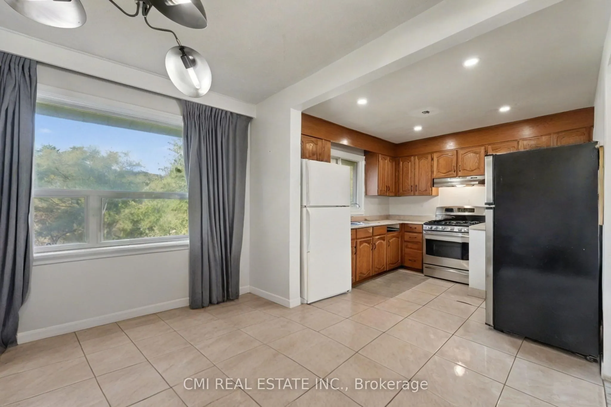 2610 Islington Avenue