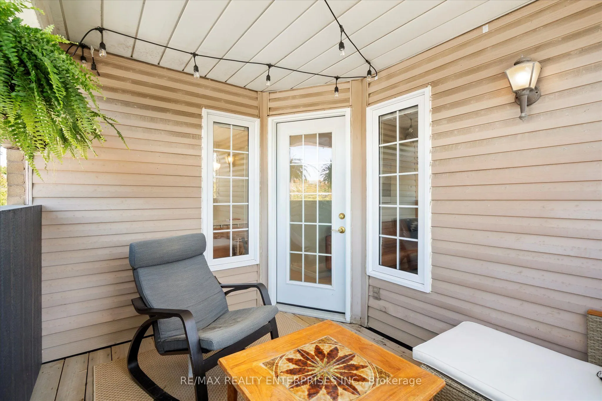 2055 Walkers Line, #206