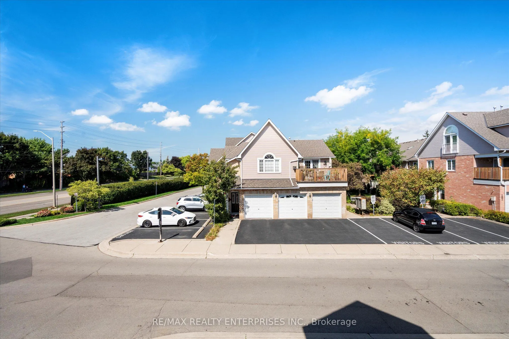 2055 Walkers Line, #206