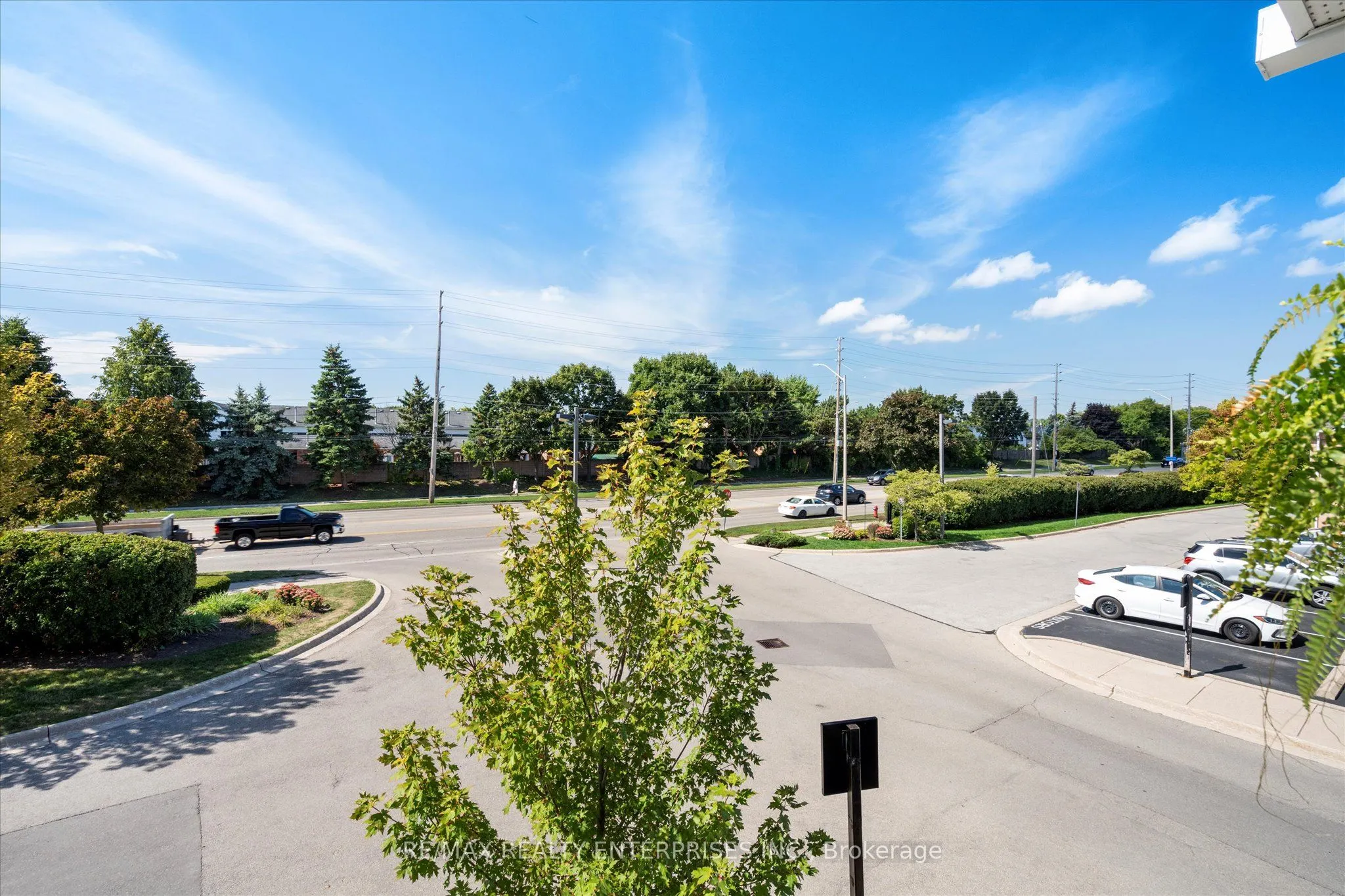 2055 Walkers Line, #206