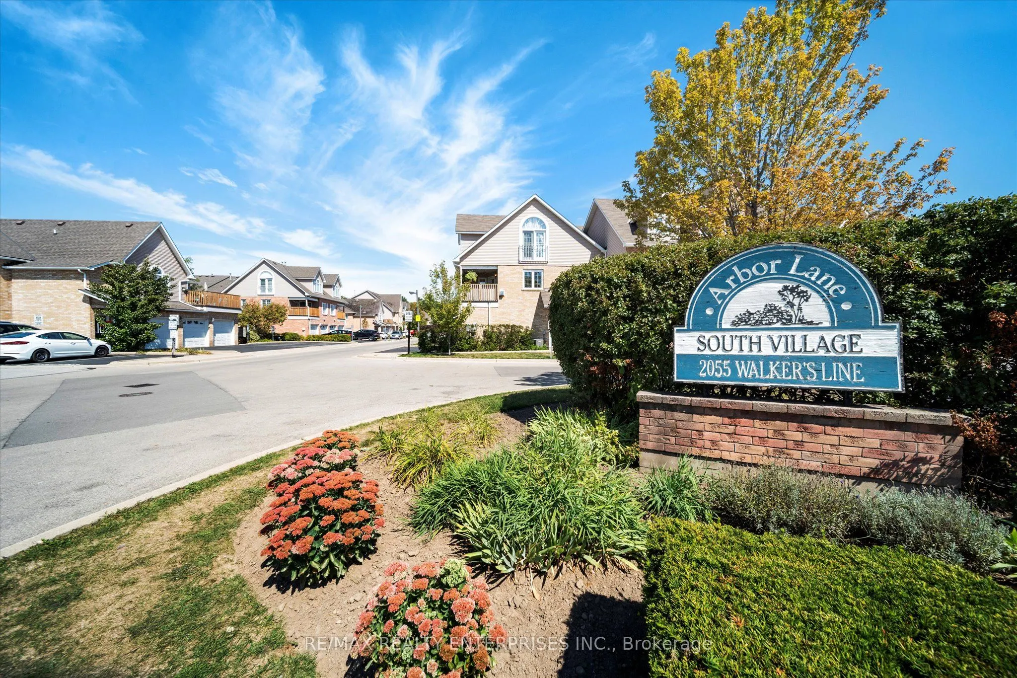 2055 Walkers Line, #206