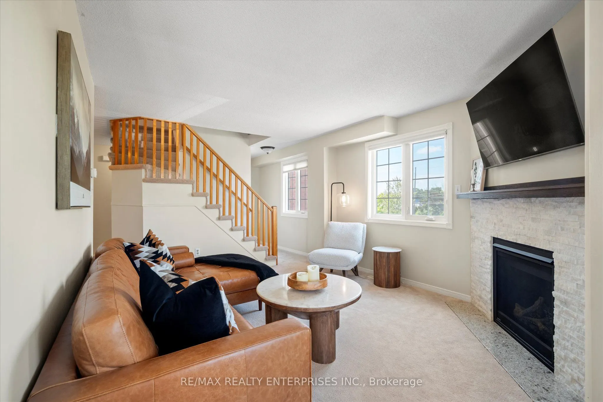 2055 Walkers Line, #206