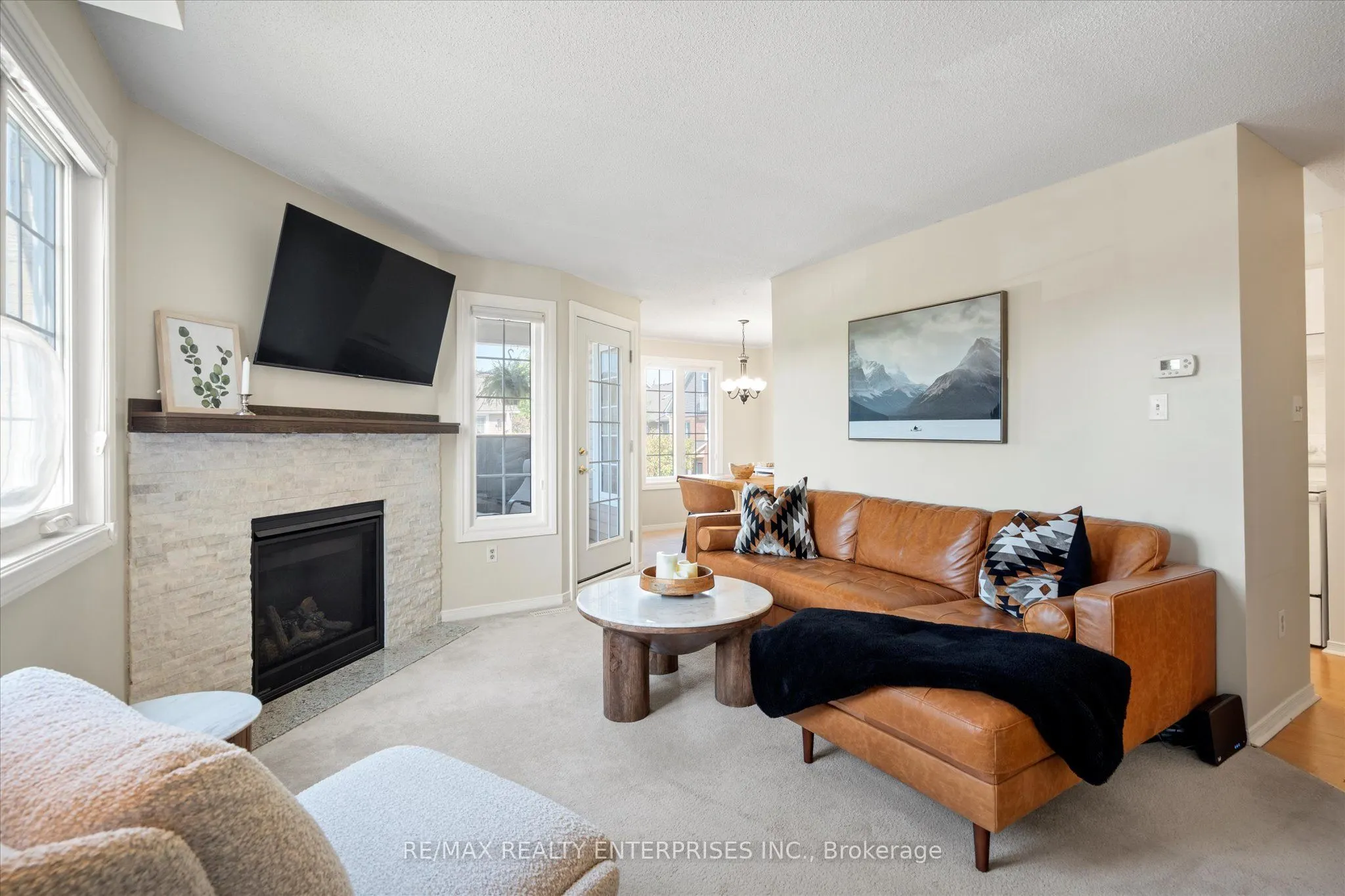 2055 Walkers Line, #206