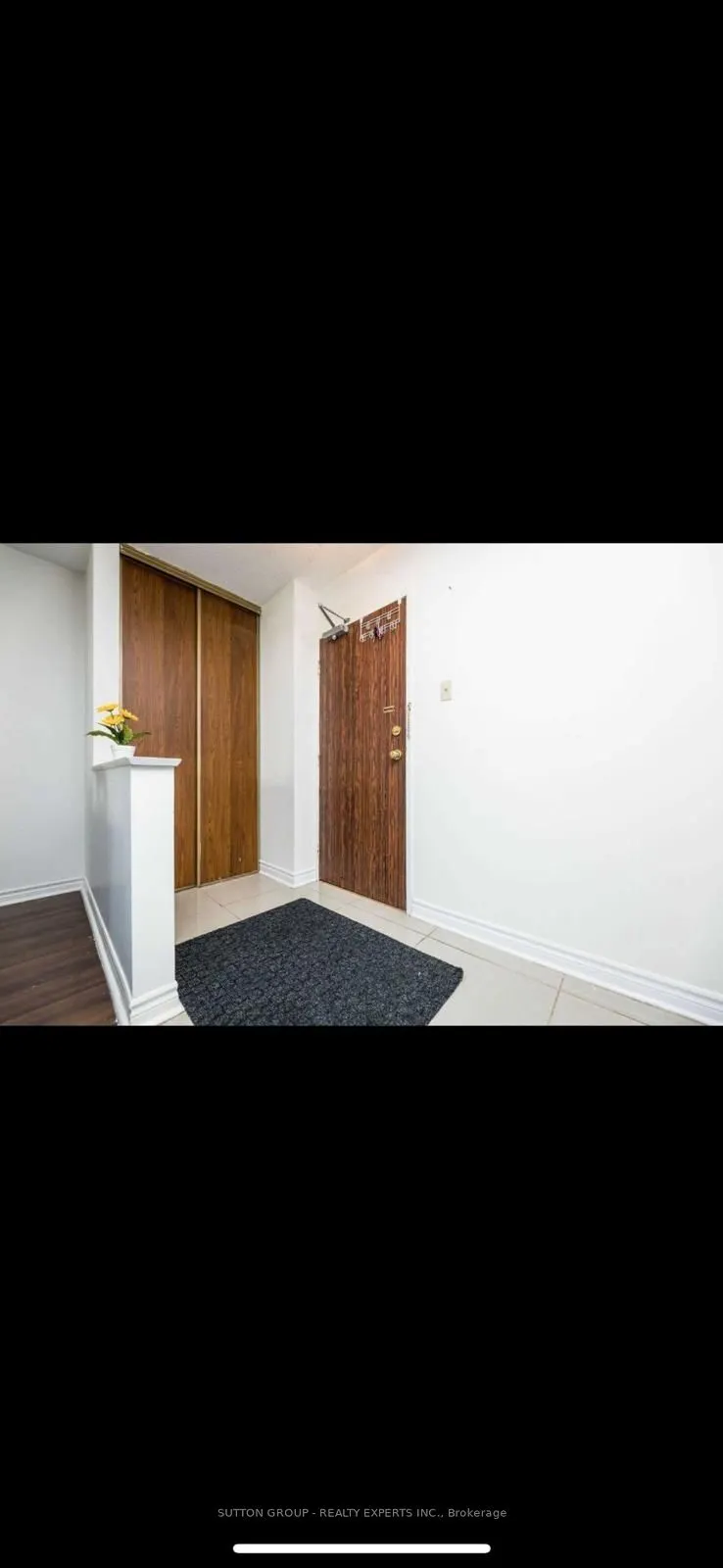 21 Knightsbridge Road, #1810