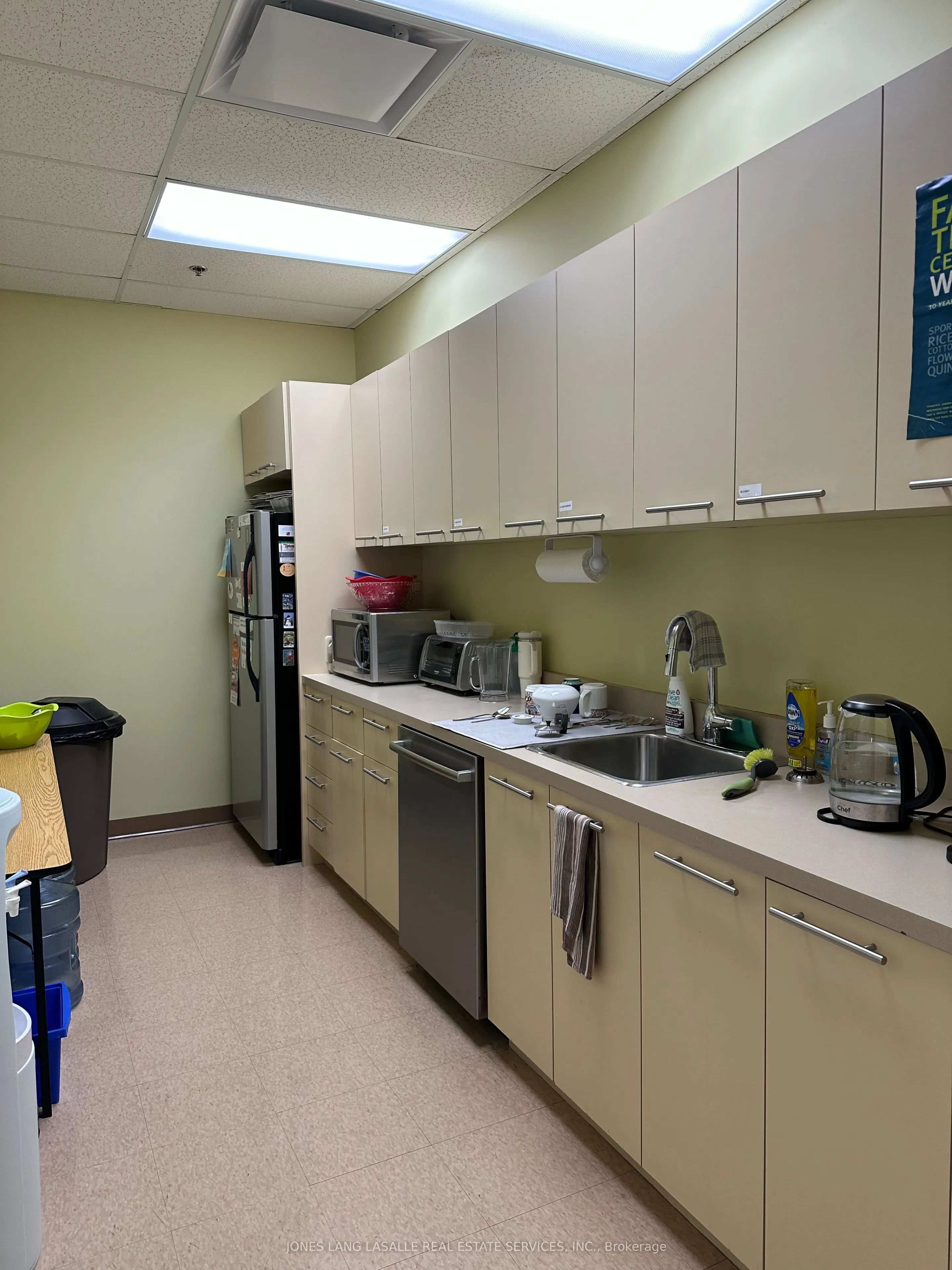 4475 North Service Road, #101