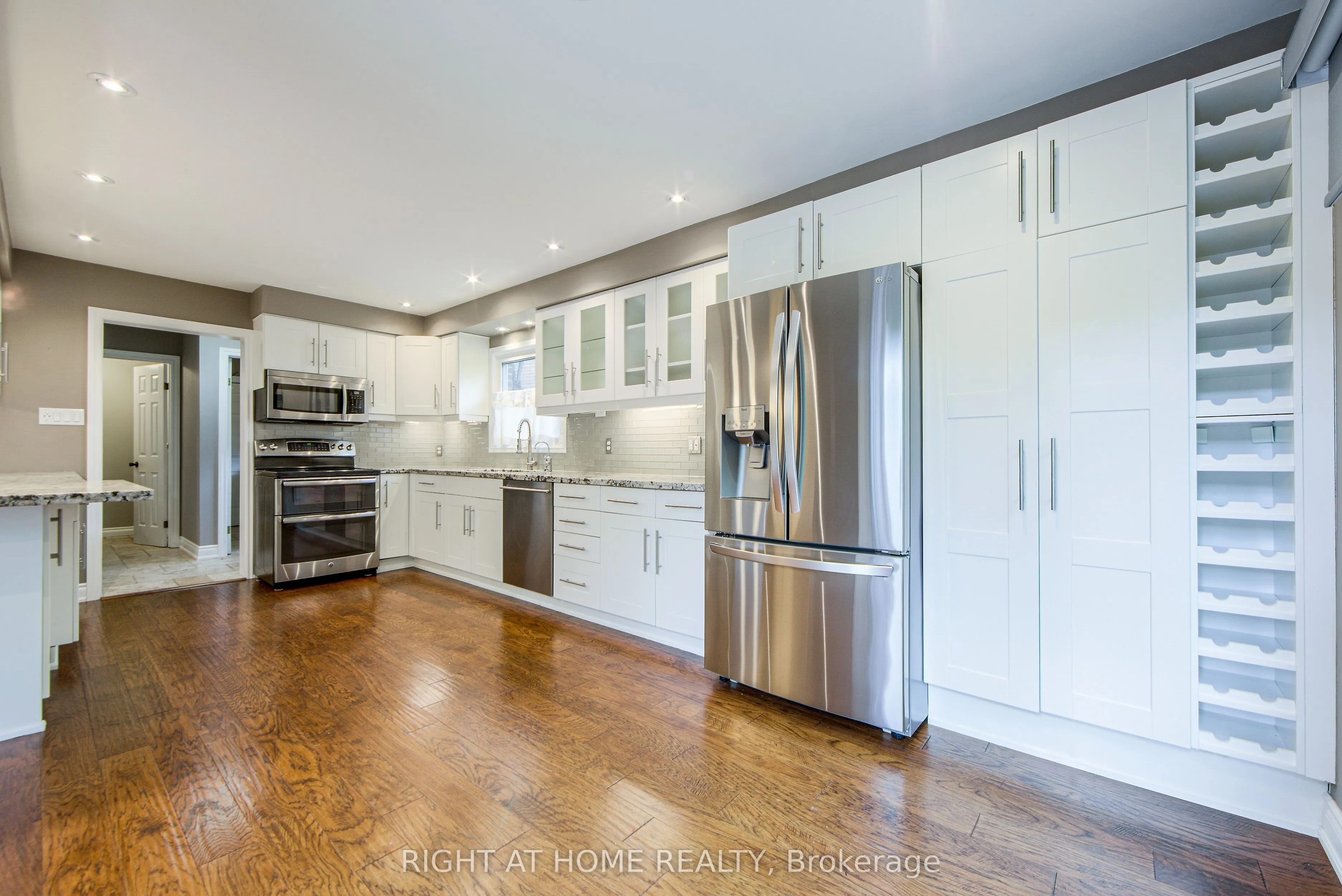 1020 Roxborough Drive