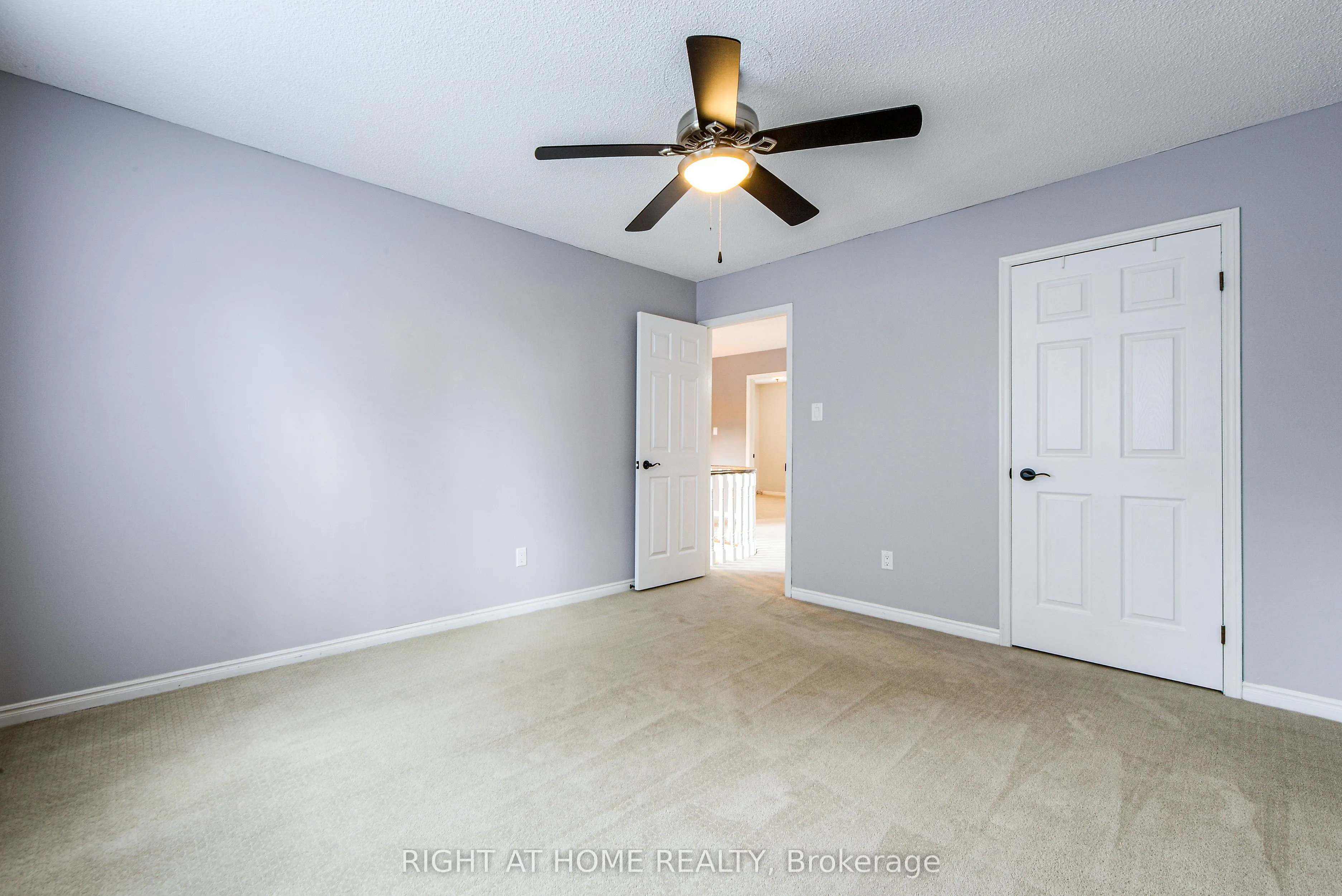 1020 Roxborough Drive