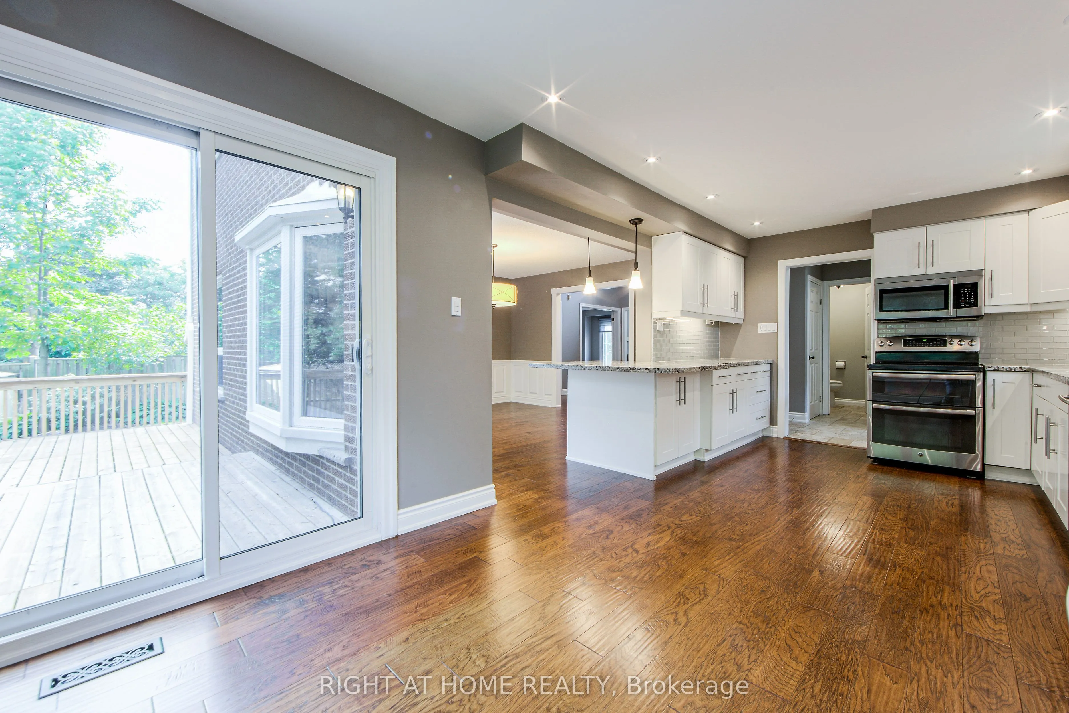 1020 Roxborough Drive