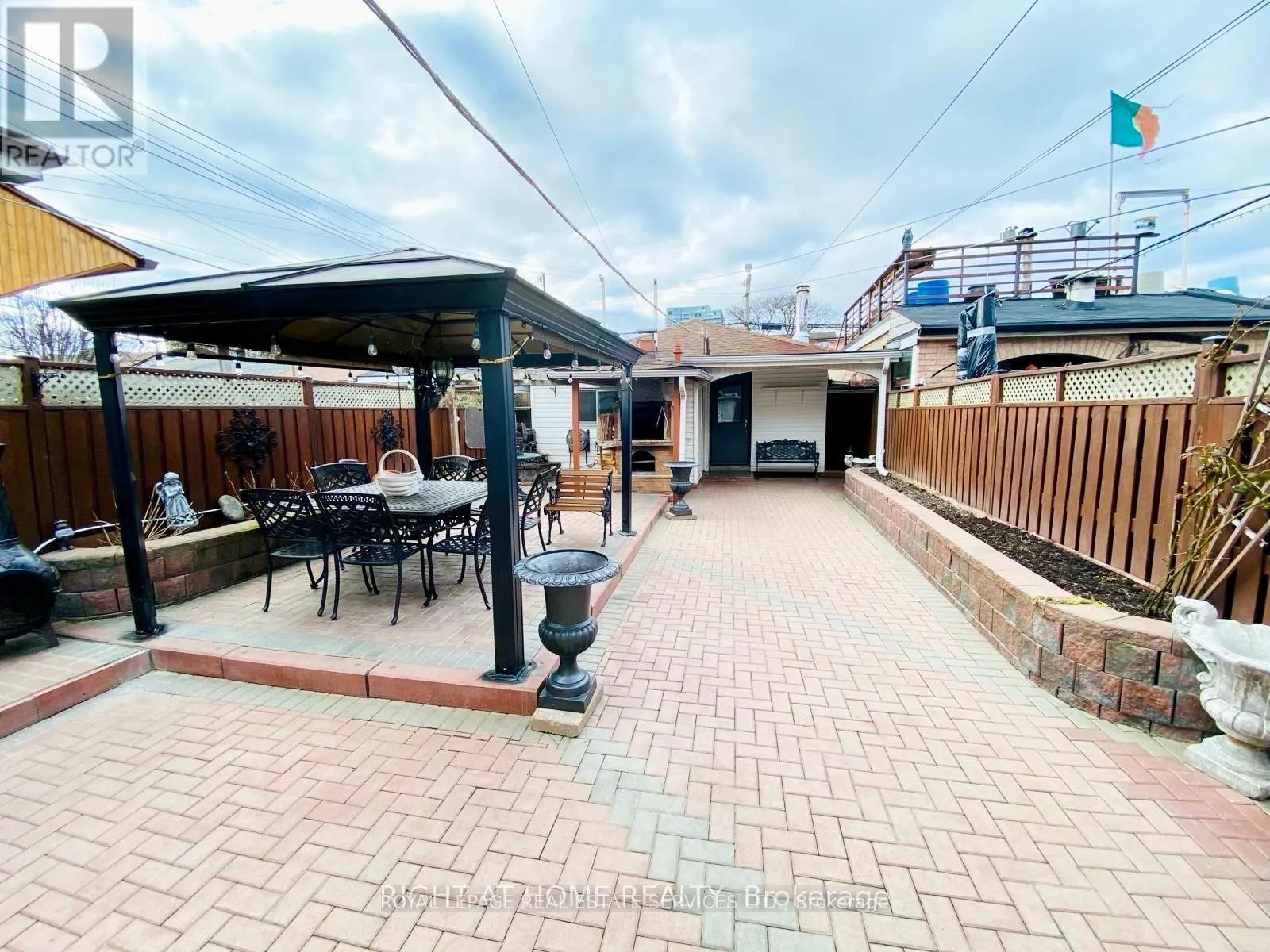 94 Wallace Avenue, #Main/Lower B 2 Bed + Den