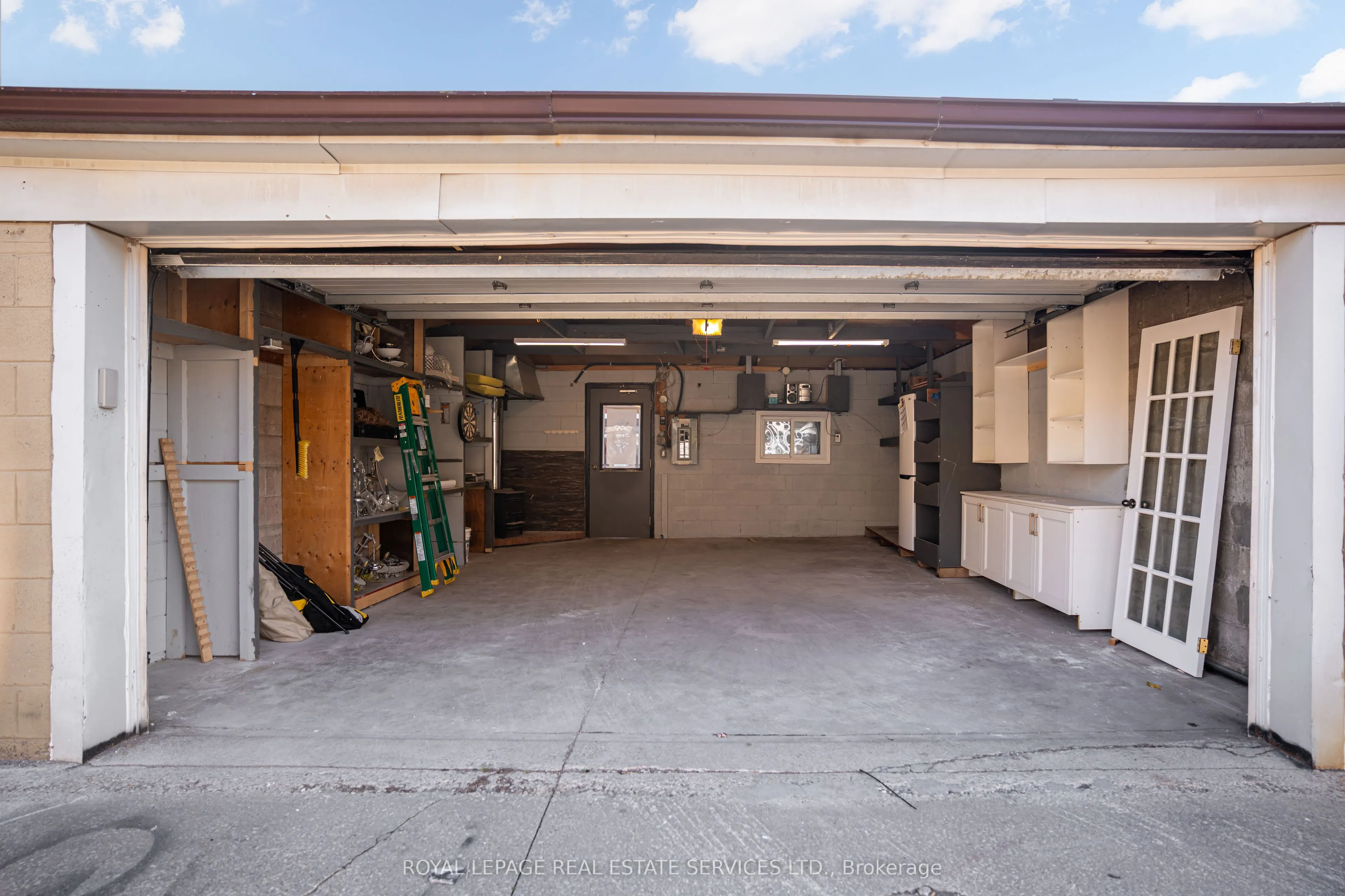 94 Wallace Avenue, #Main Floor B