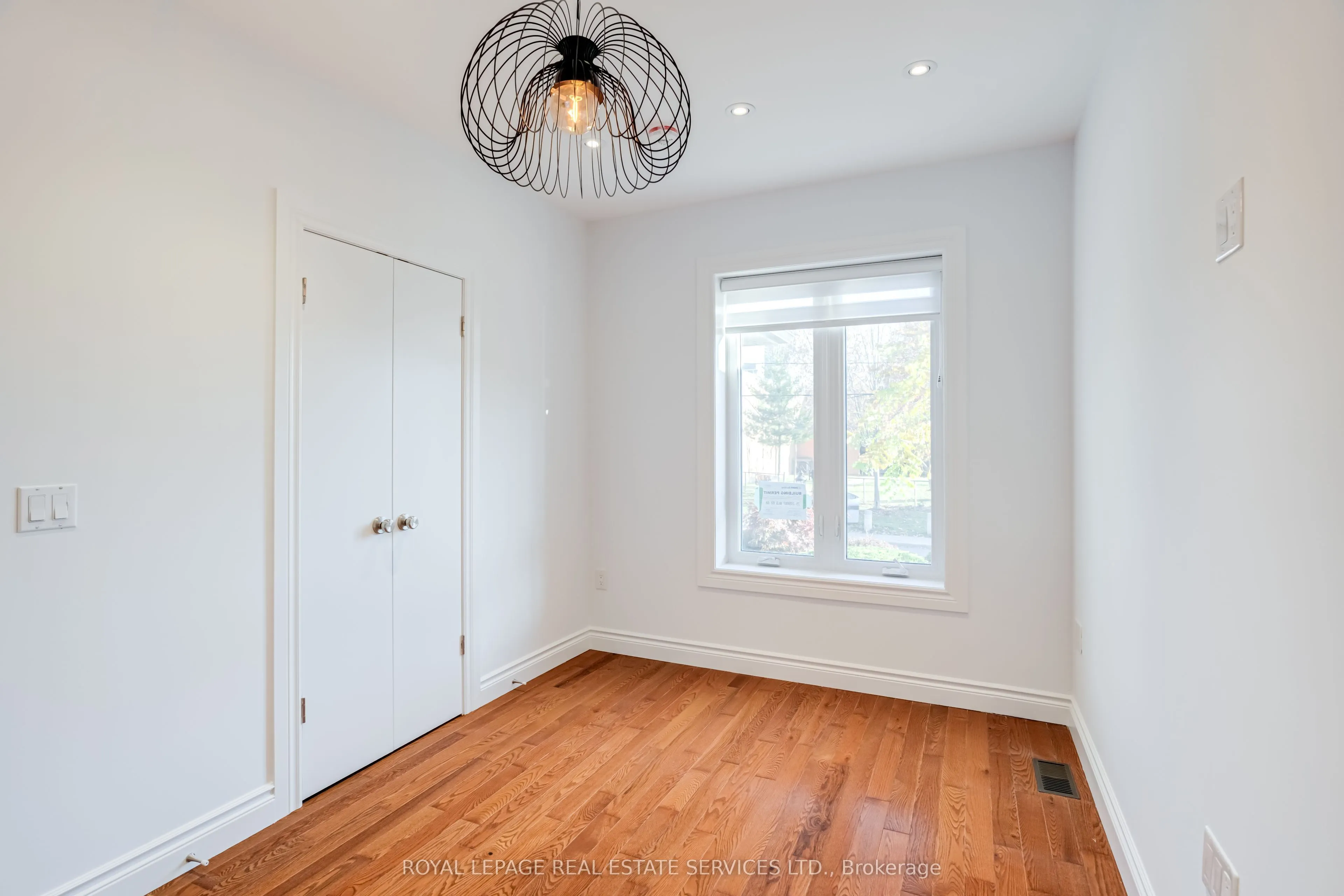 94 Wallace Avenue, #Main Floor B