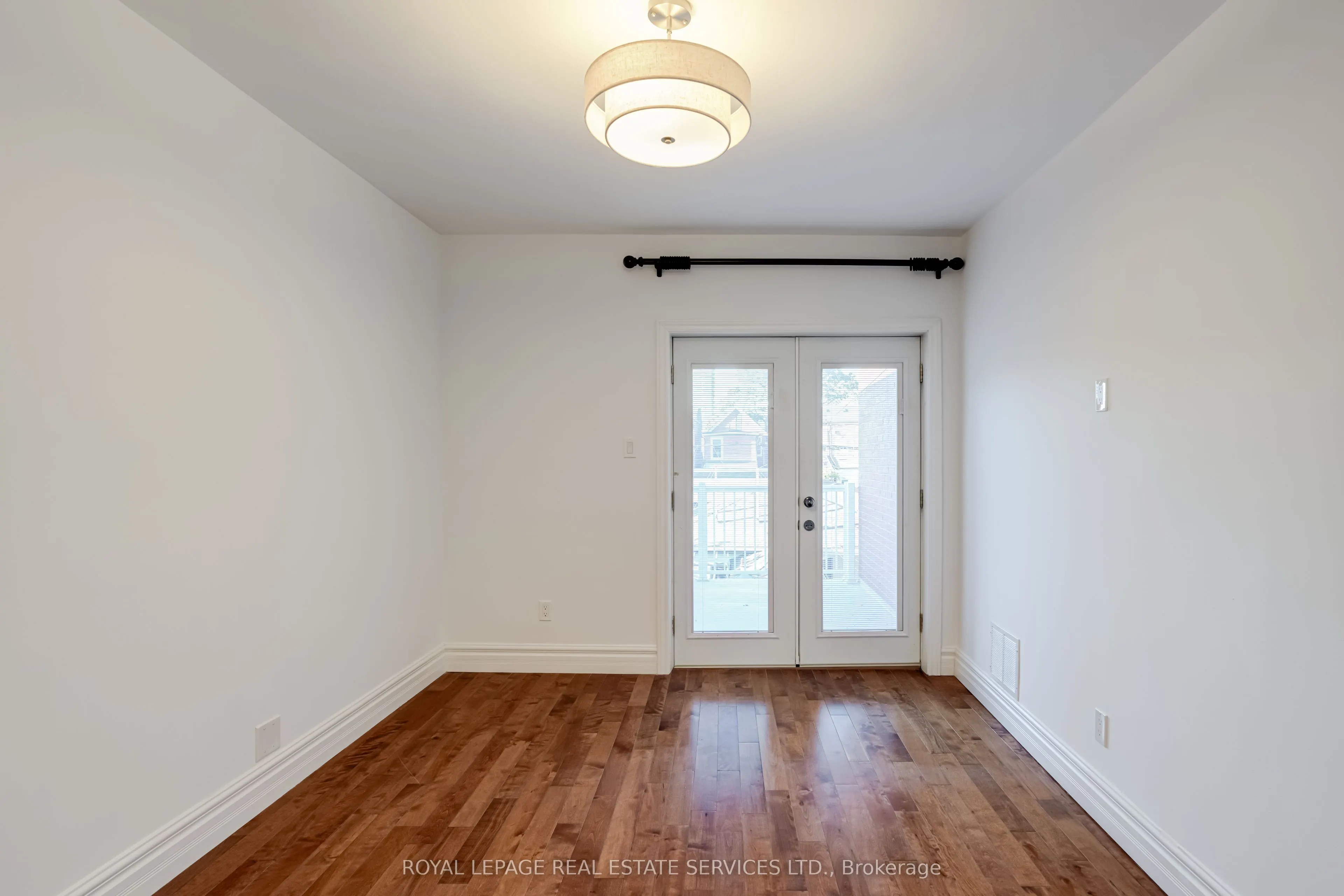 94 Wallace Avenue, #2nd Flr, 2 bdrm + Den/Din