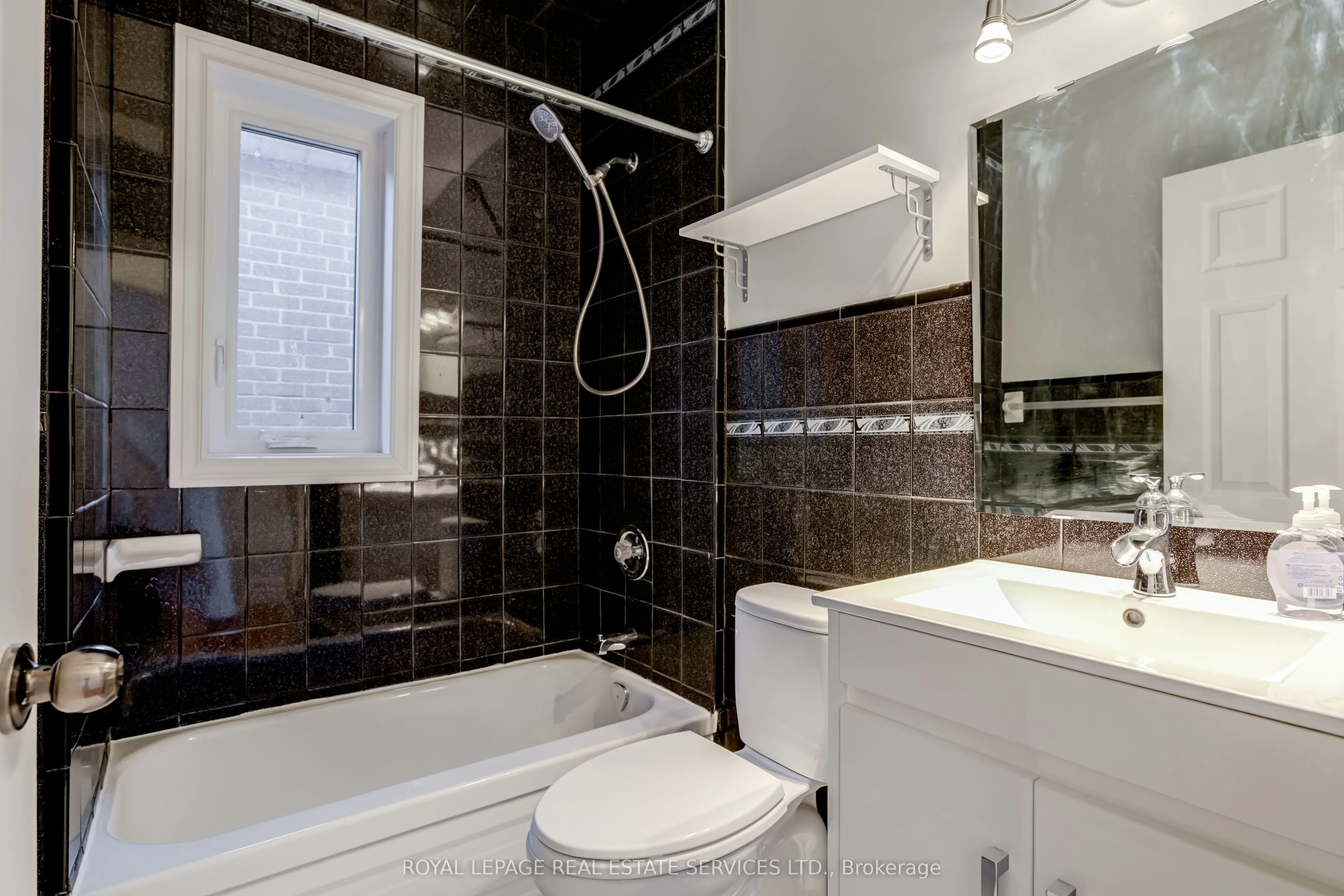 94 Wallace Avenue, #2nd Floor