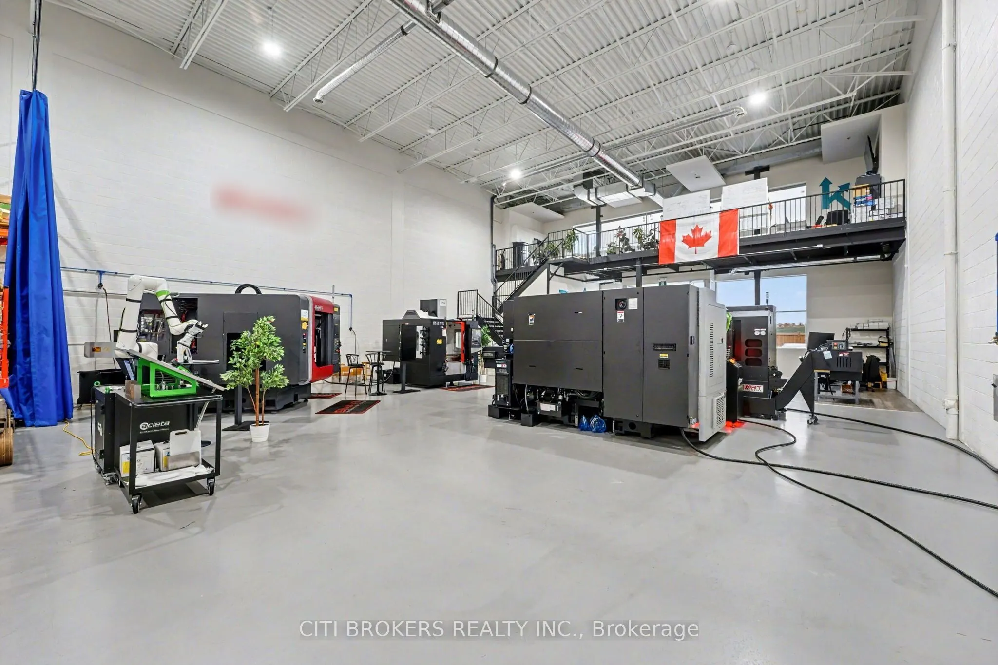 20 Lightbeam Terrace, #B8