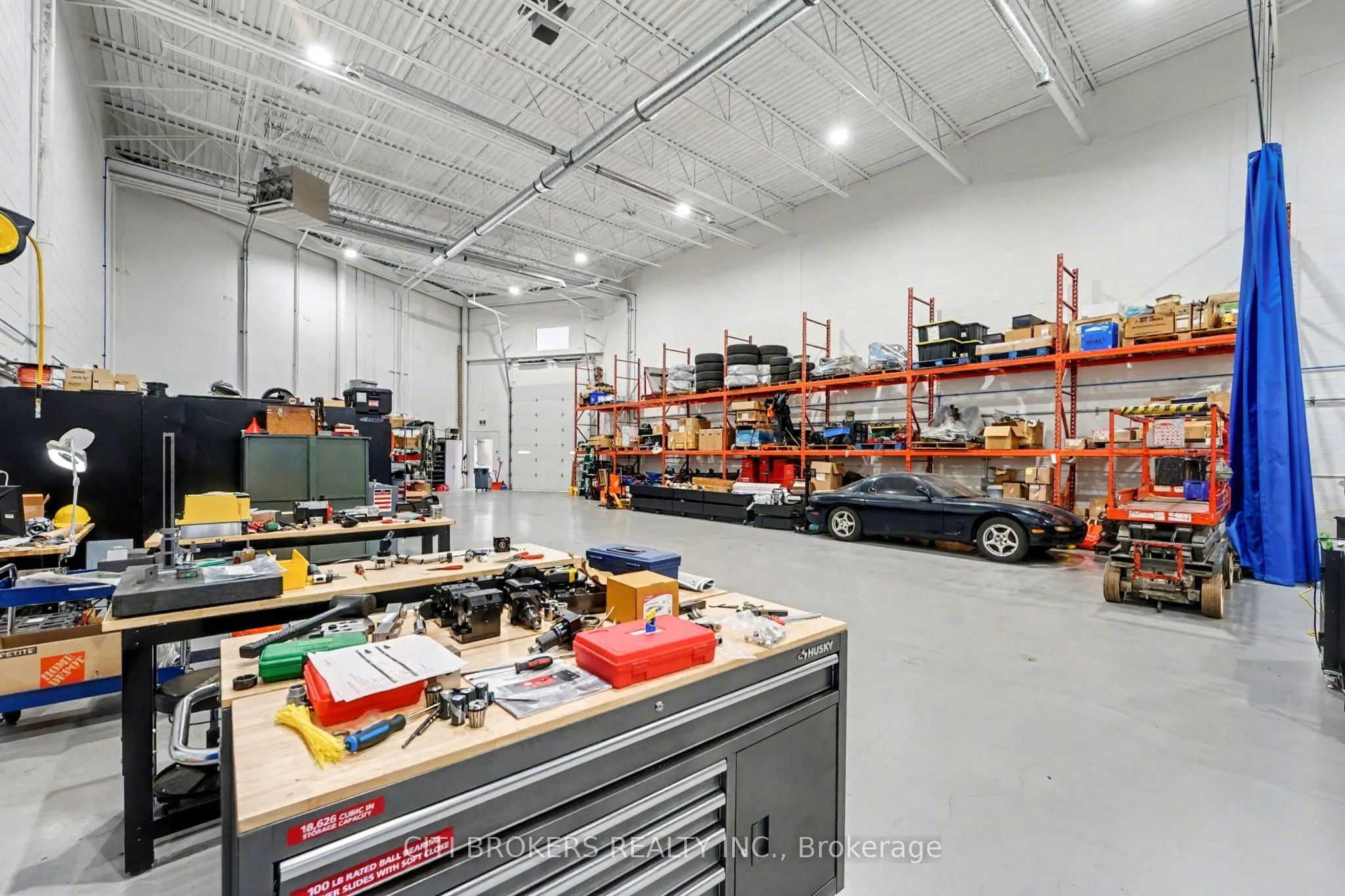 20 Lightbeam Terrace, #B8