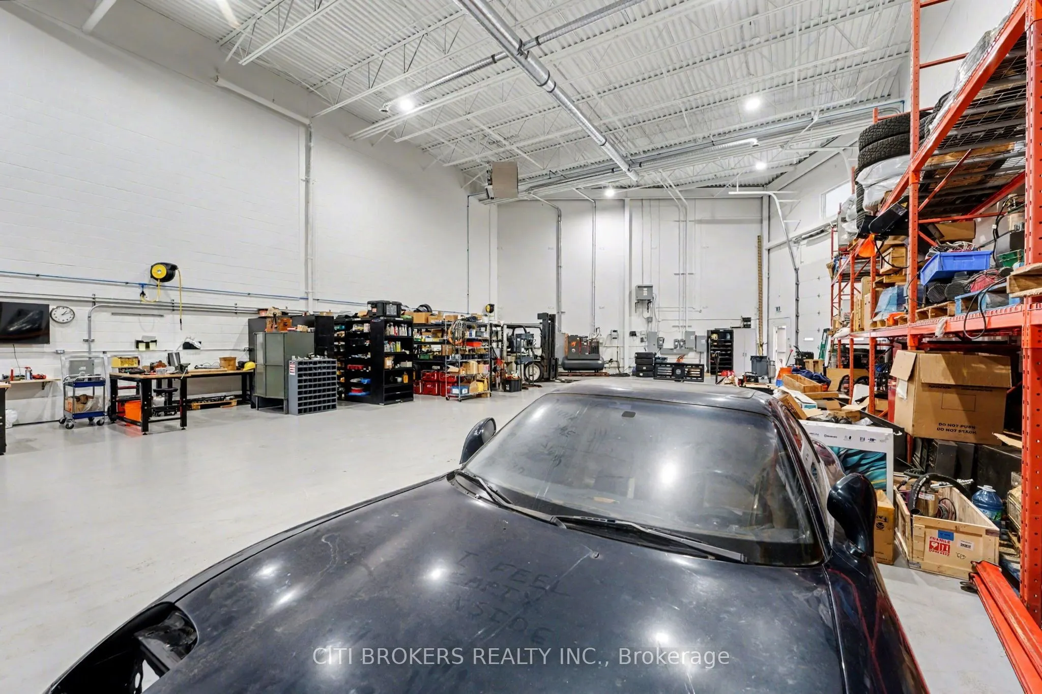 20 Lightbeam Terrace, #B8