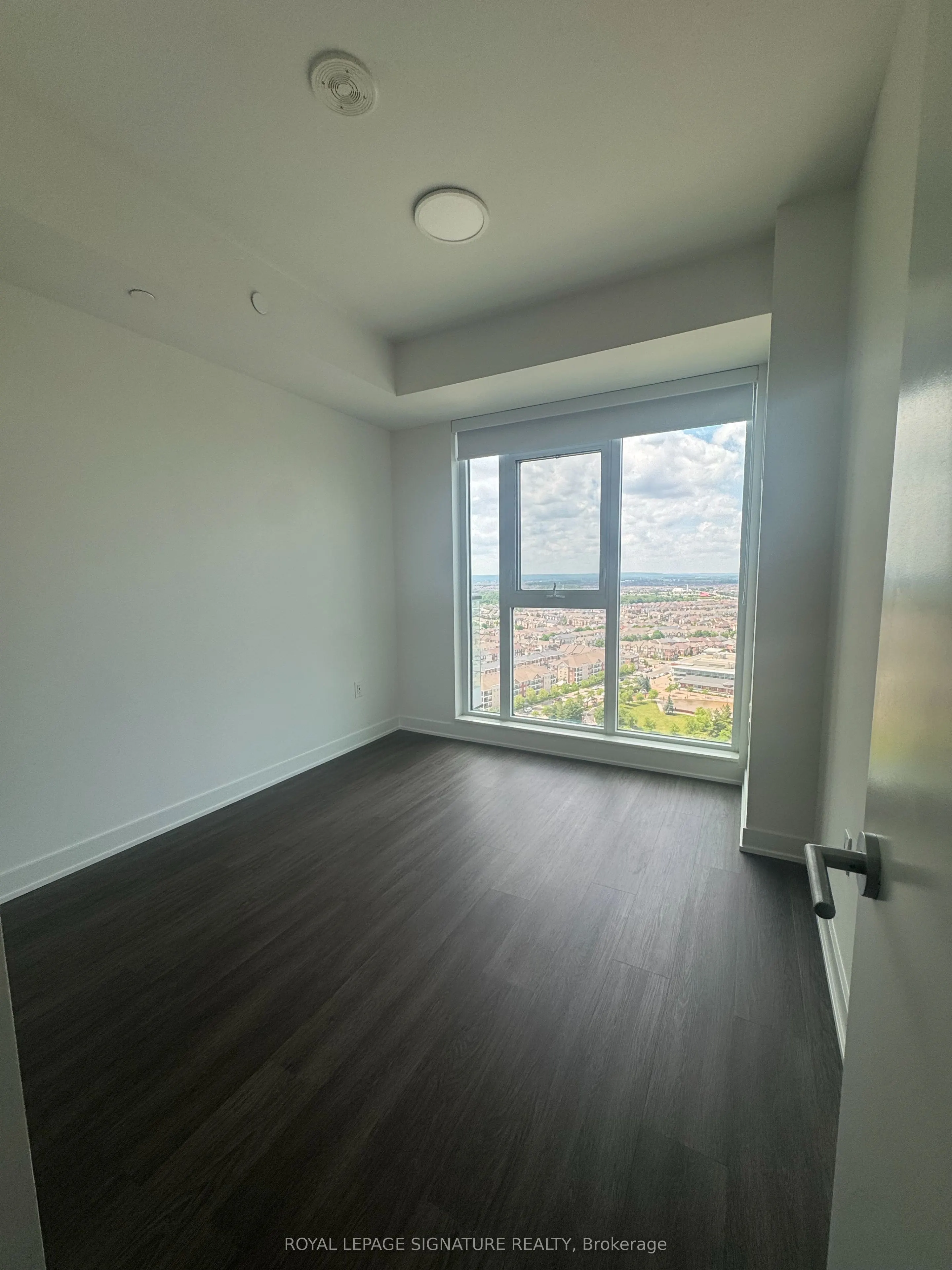 40 Lagerfeld Drive, #1012