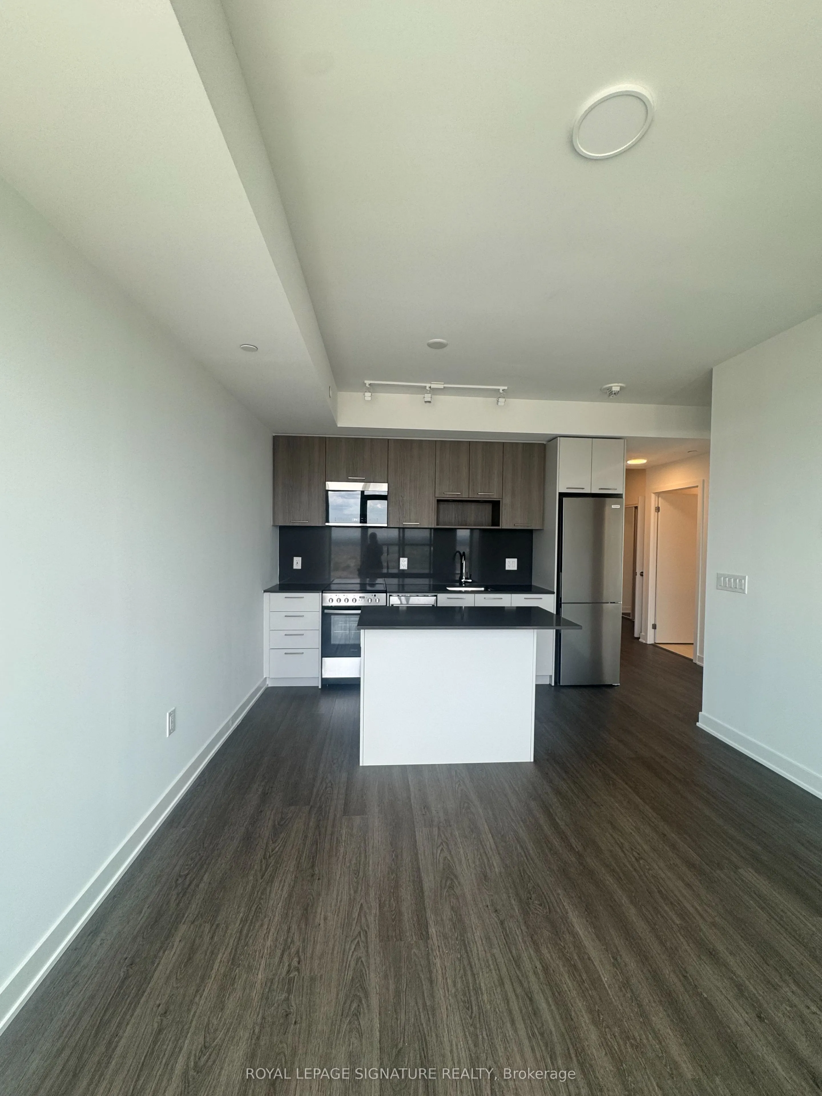 40 Lagerfeld Drive, #1012