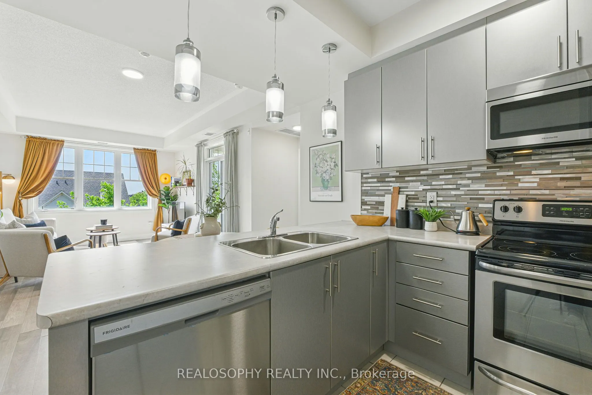 2333 Sawgrass Drive, #304