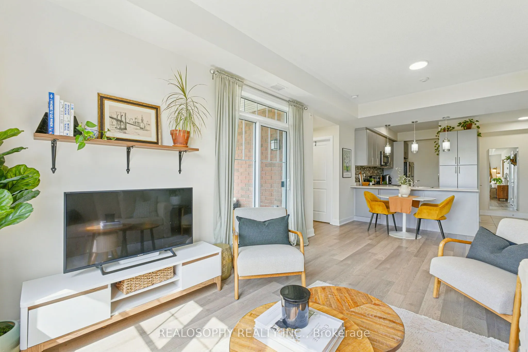 2333 Sawgrass Drive, #304