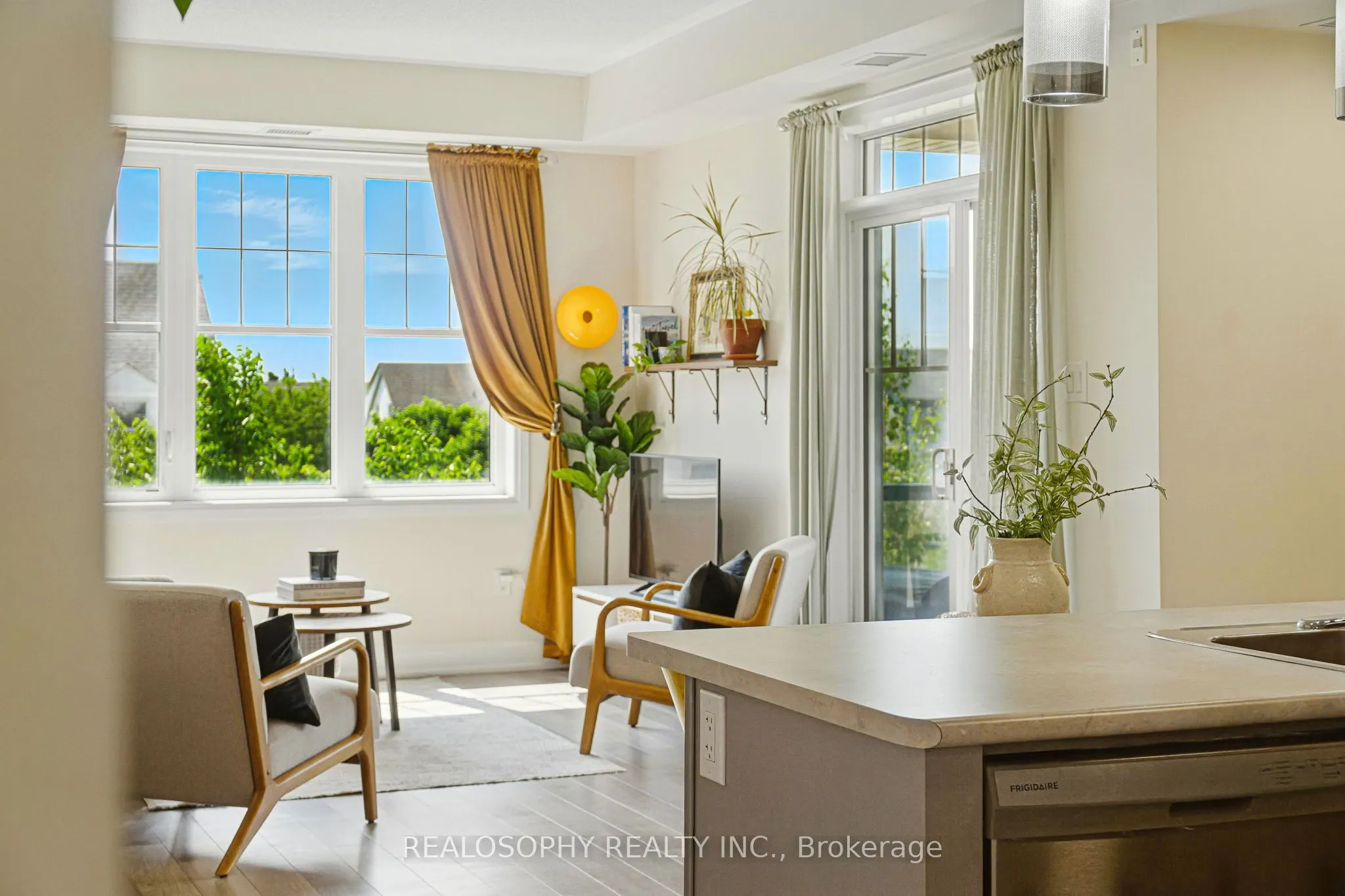 2333 Sawgrass Drive, #304