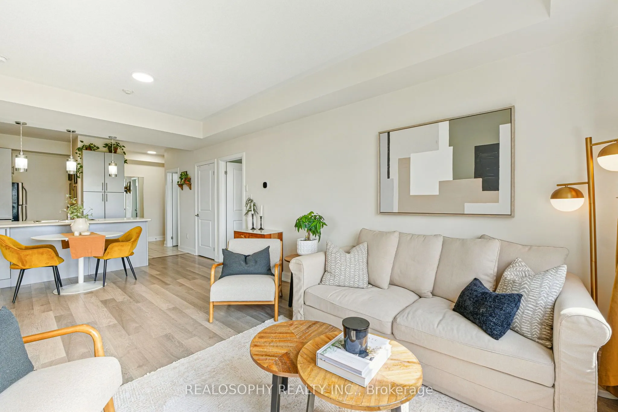 2333 Sawgrass Drive, #304