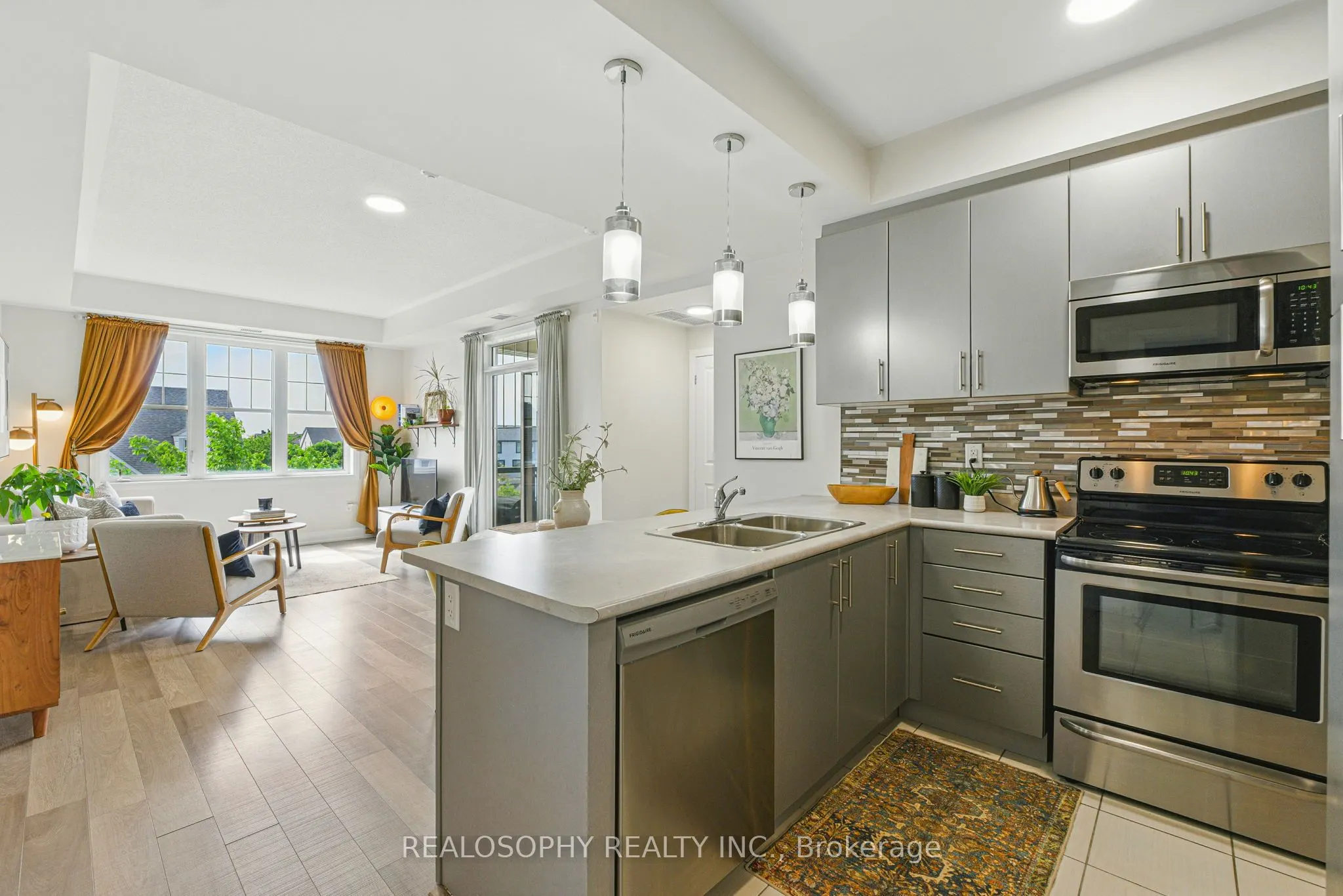 2333 Sawgrass Drive, #304