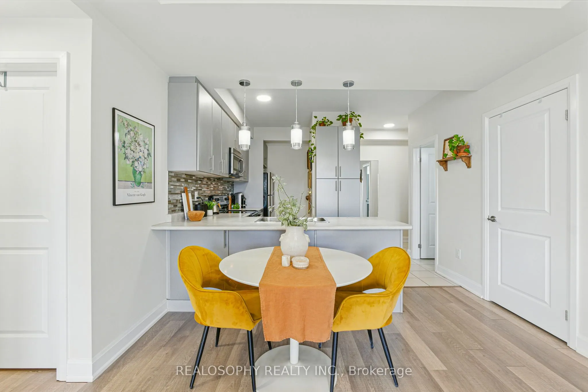 2333 Sawgrass Drive, #304