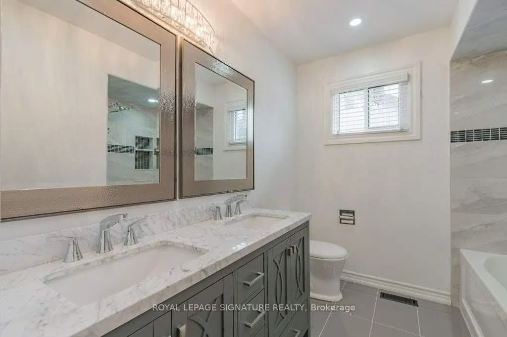 48 Lawndale Crescent, #Main