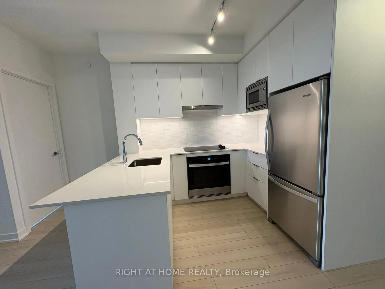 3071 Trafalgar Road, #410