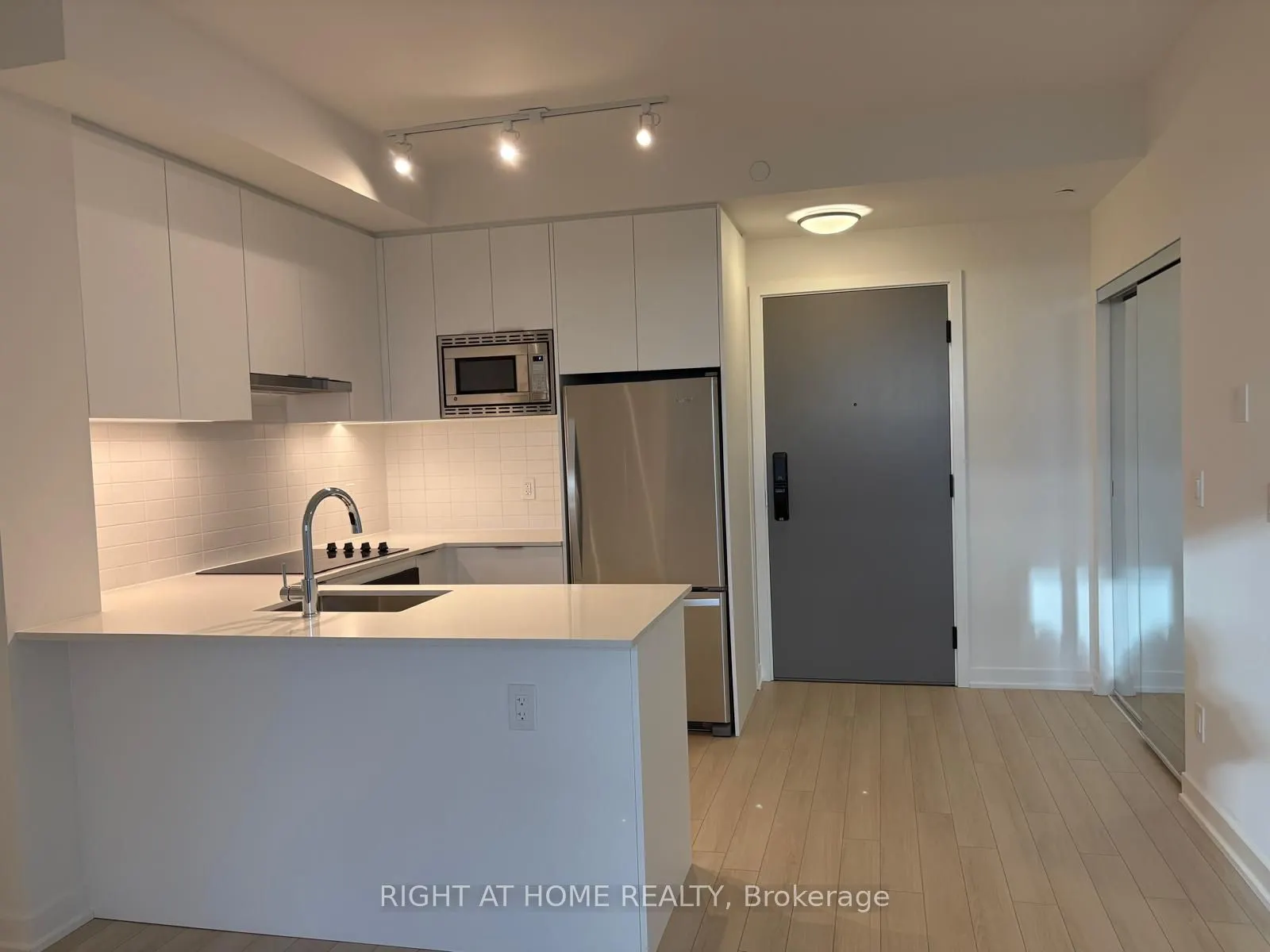 3071 Trafalgar Road, #410