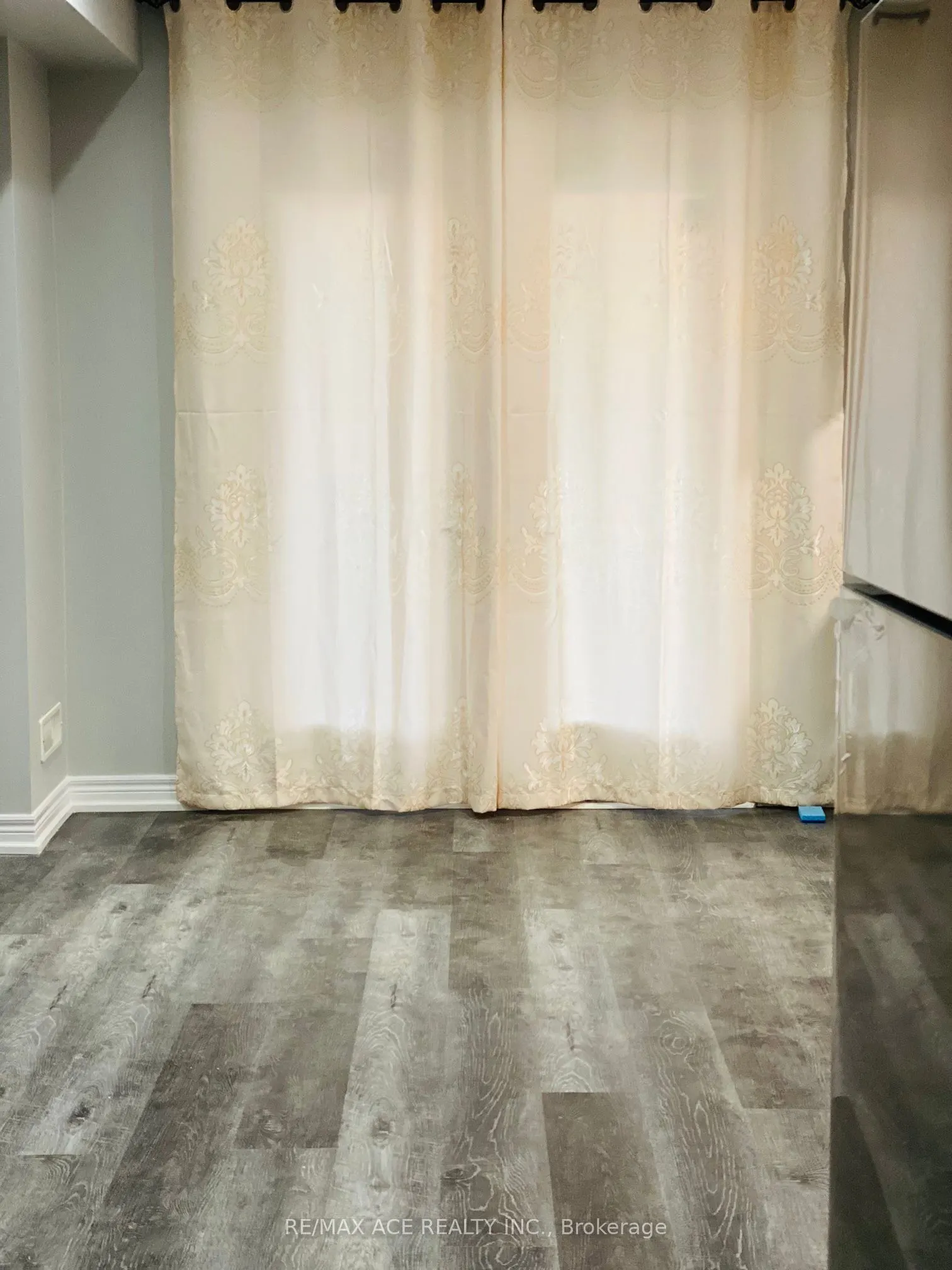 152 Sea Drifter Crescent