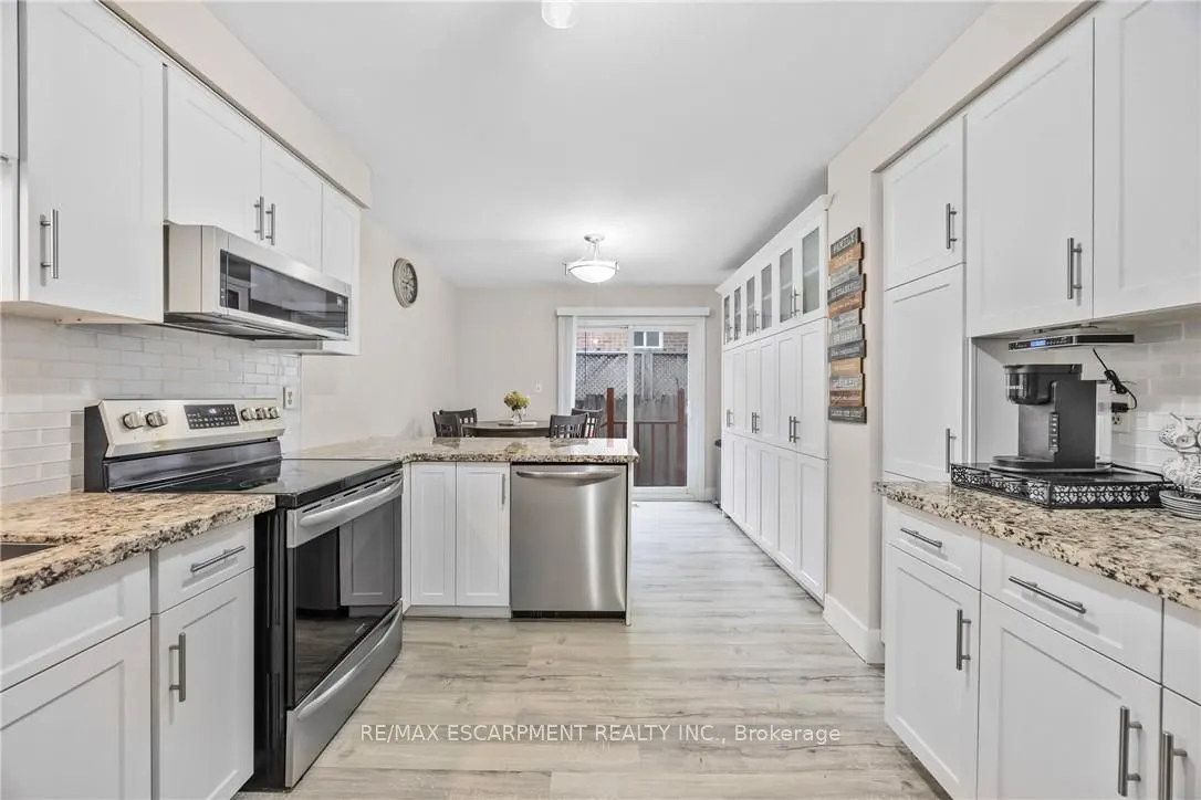 1196 Dowland Crescent