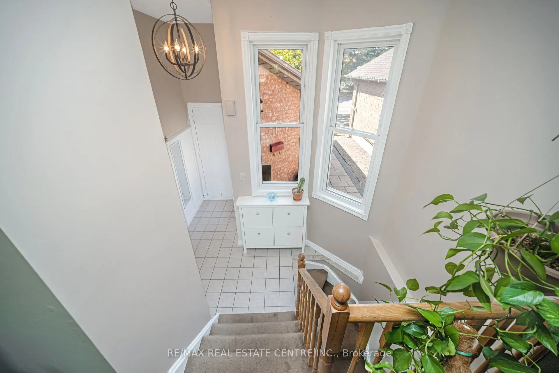 19 Silkwood Crescent