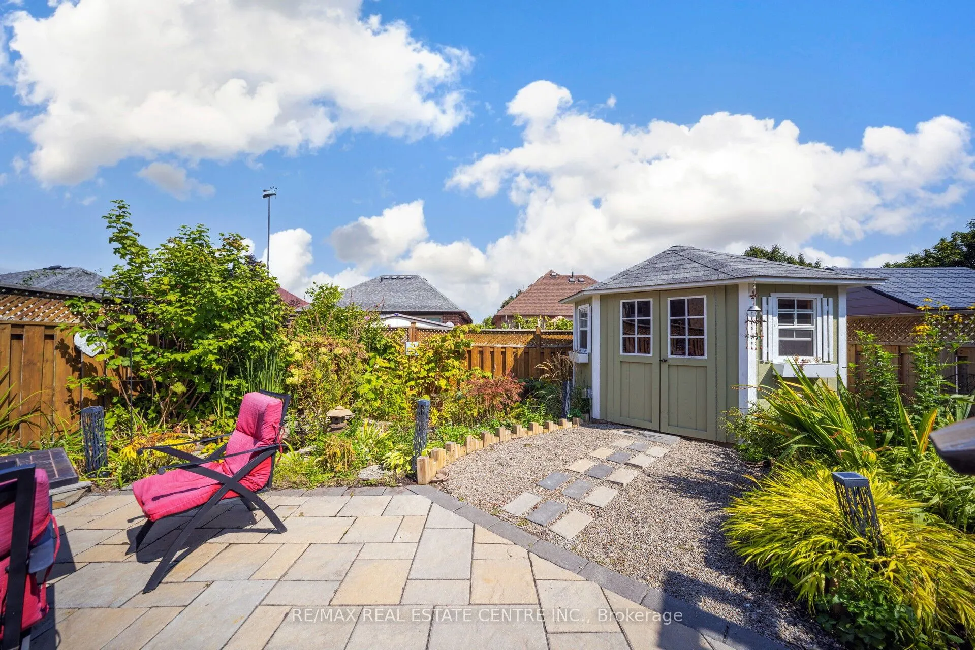 19 Silkwood Crescent