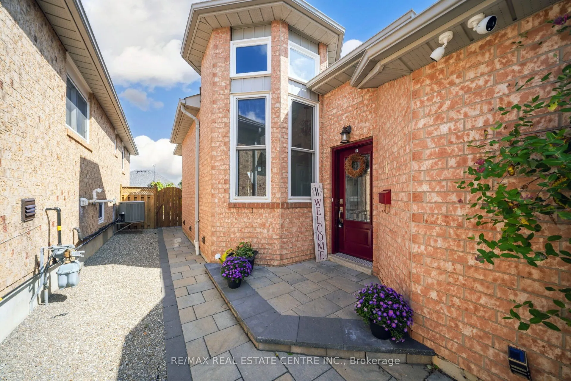 19 Silkwood Crescent