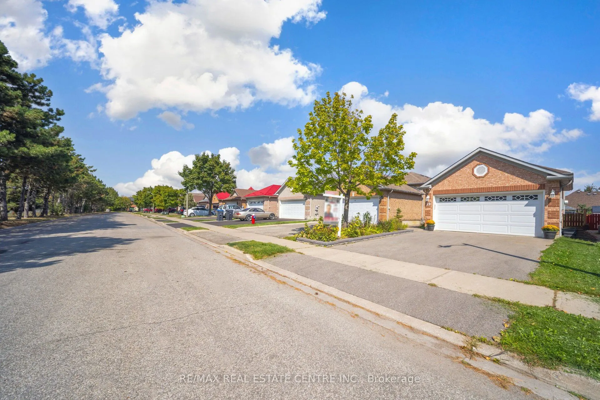 19 Silkwood Crescent