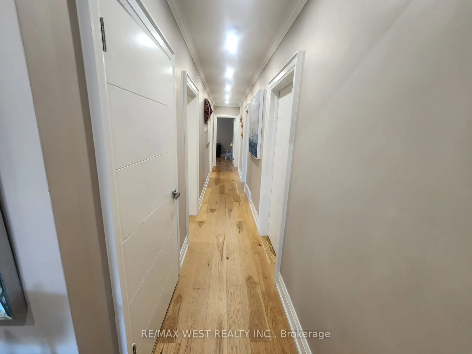 44 Landron Crescent, #Main Floor