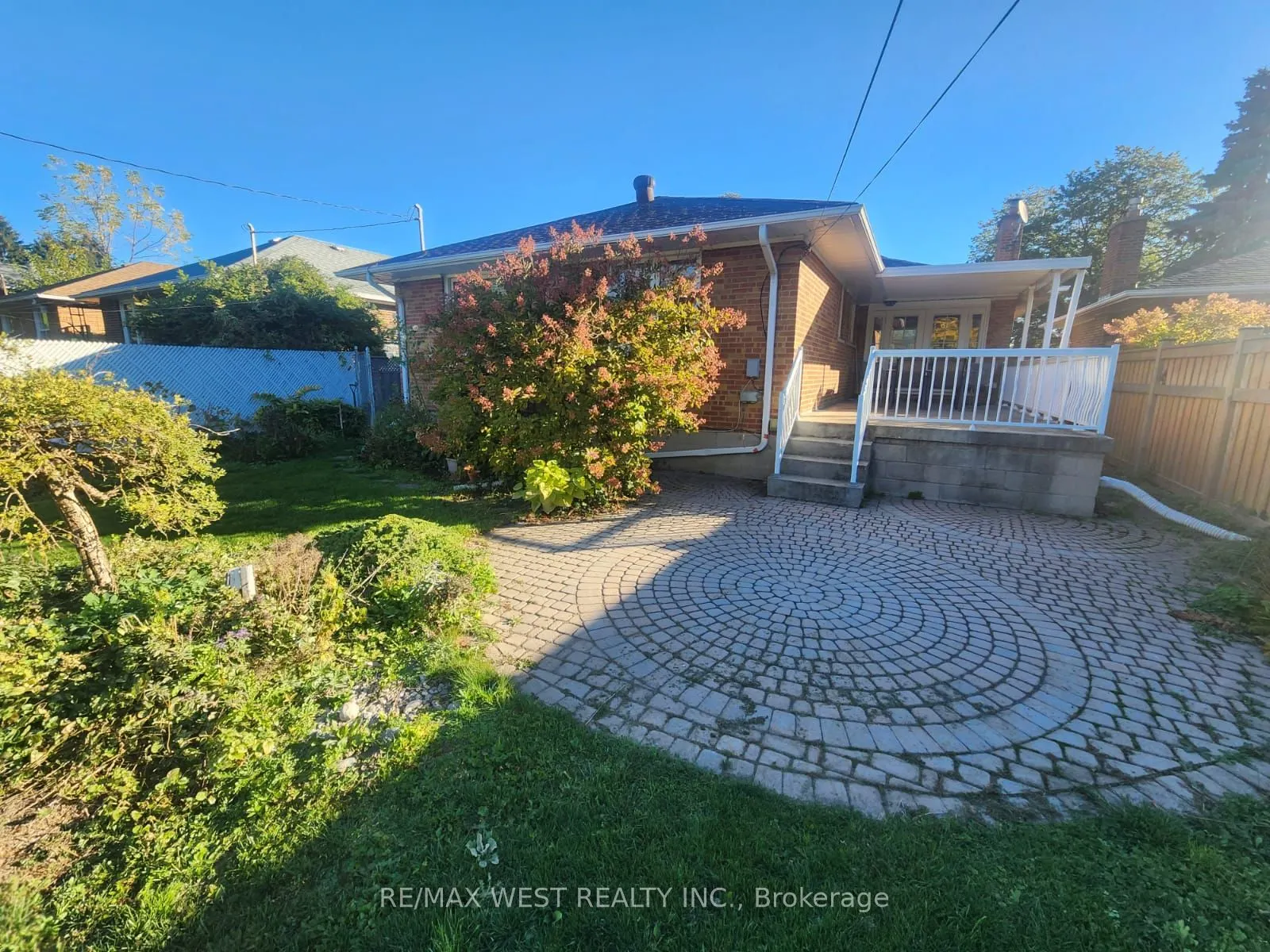 44 Landron Crescent, #Main Floor