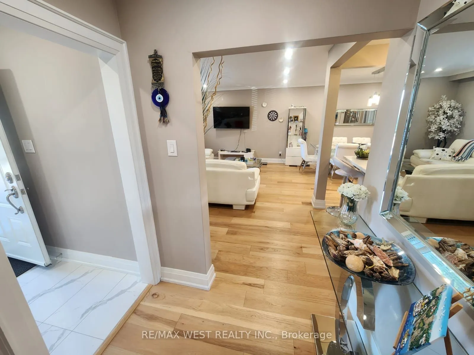 44 Landron Crescent, #Main Floor