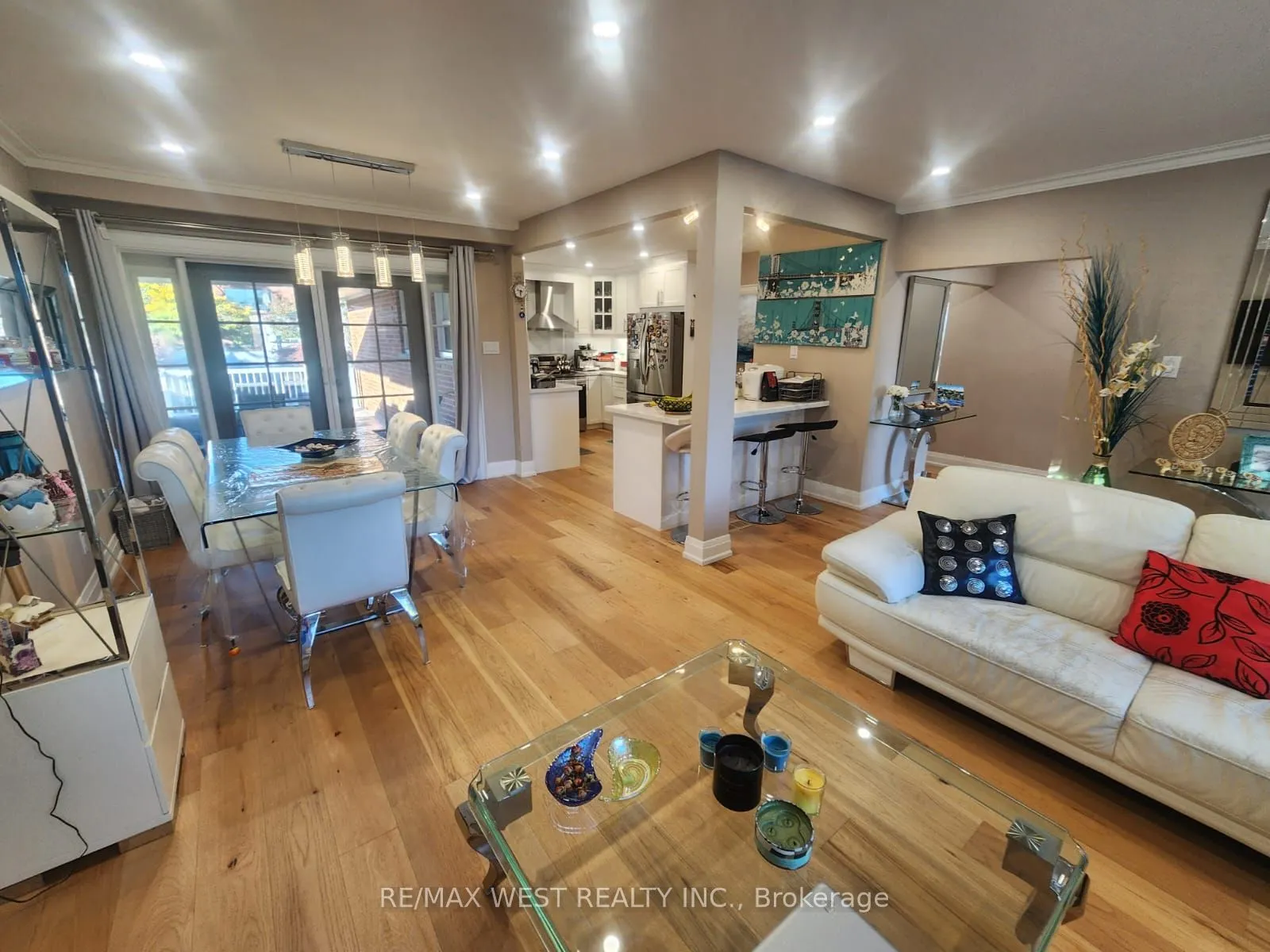 44 Landron Crescent, #Main Floor