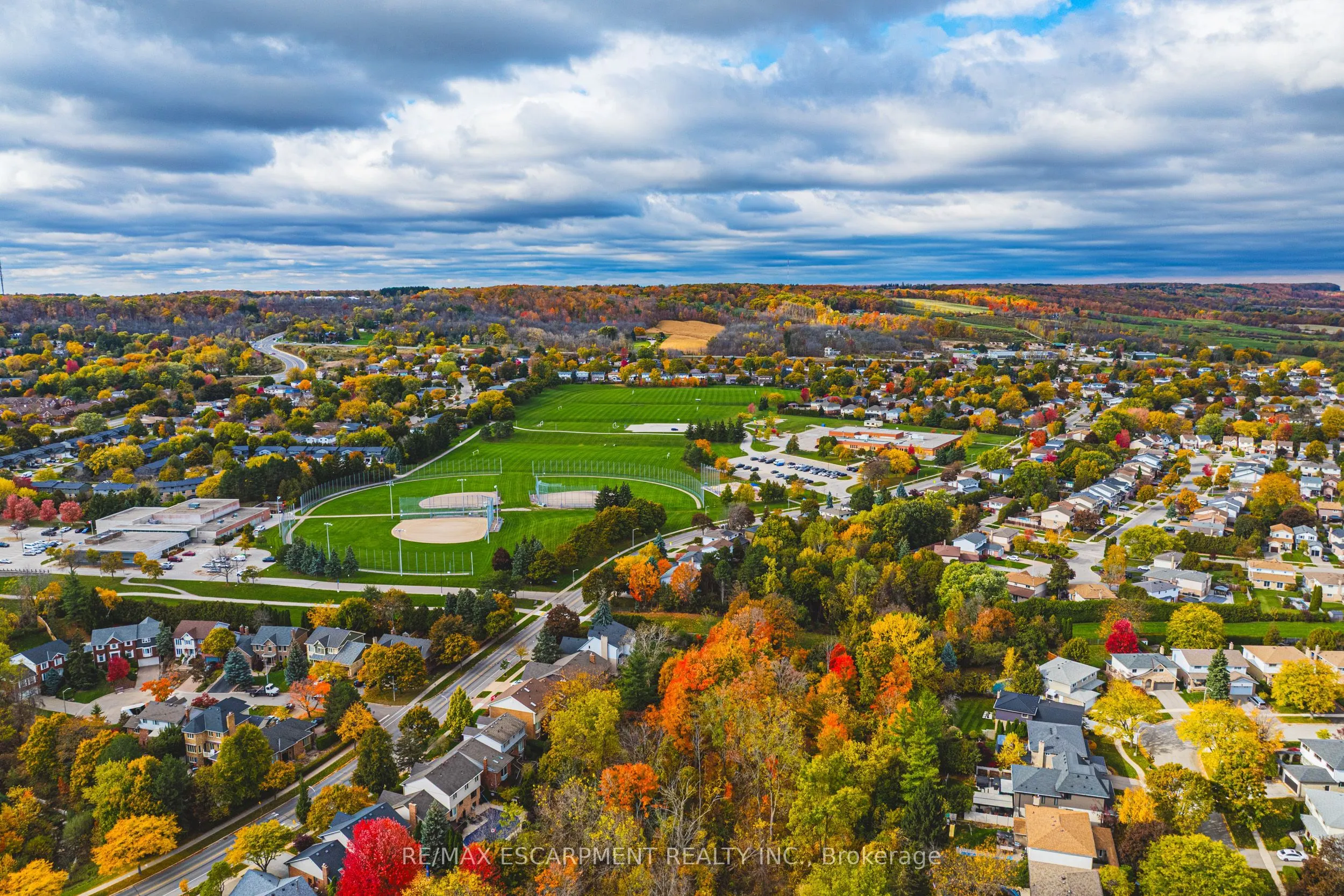 2055 UPPER MIDDLE Road, #1206