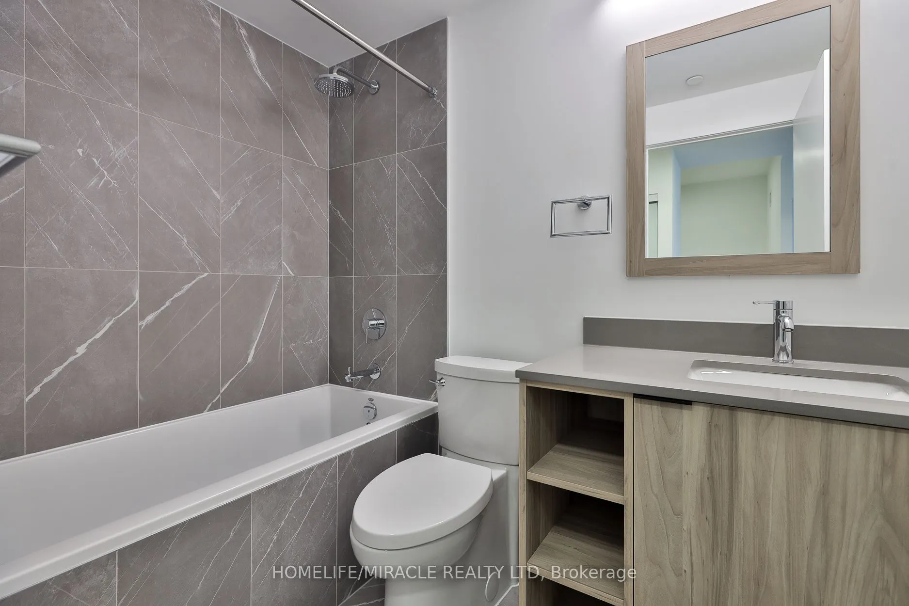 1007 The Queensway, #317