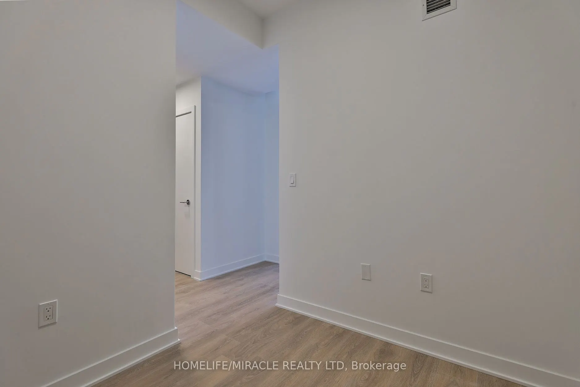 1007 The Queensway, #317