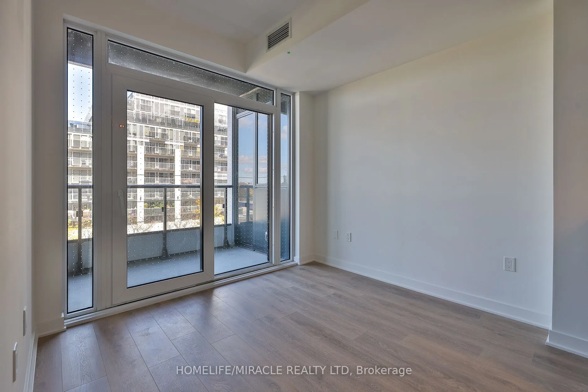 1007 The Queensway, #317