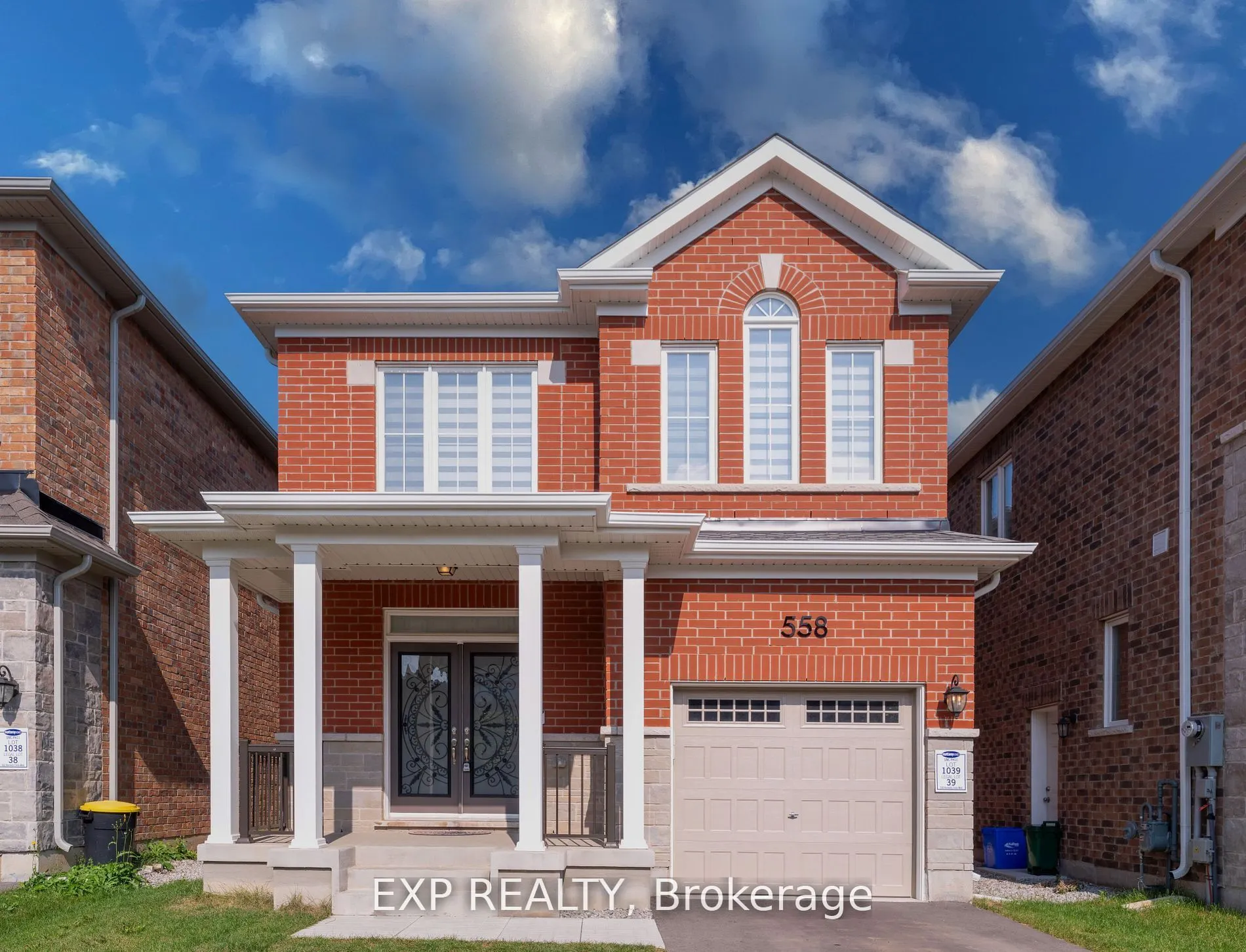 558 Kennedy Circle W