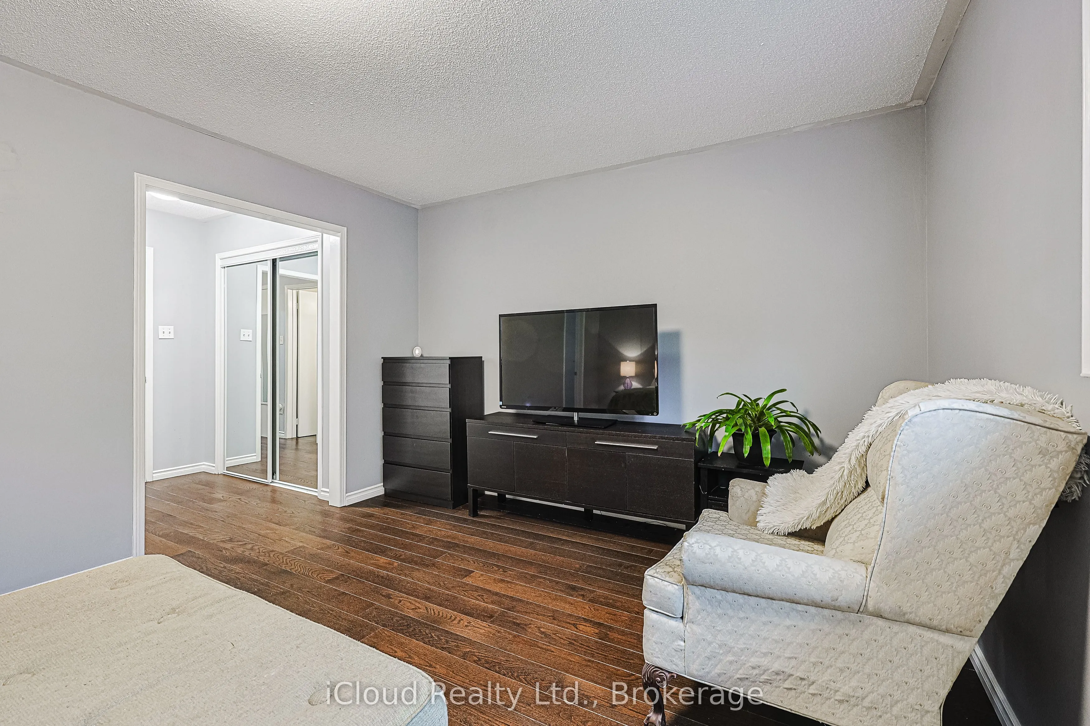 5958 Greensboro Drive, #30