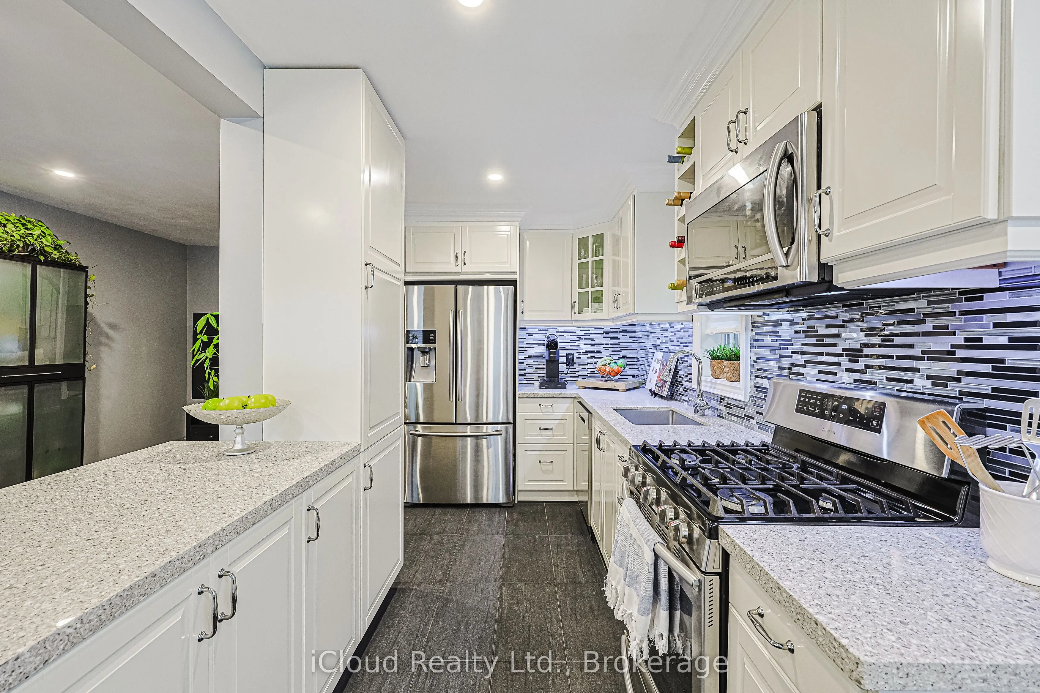 5958 Greensboro Drive, #30