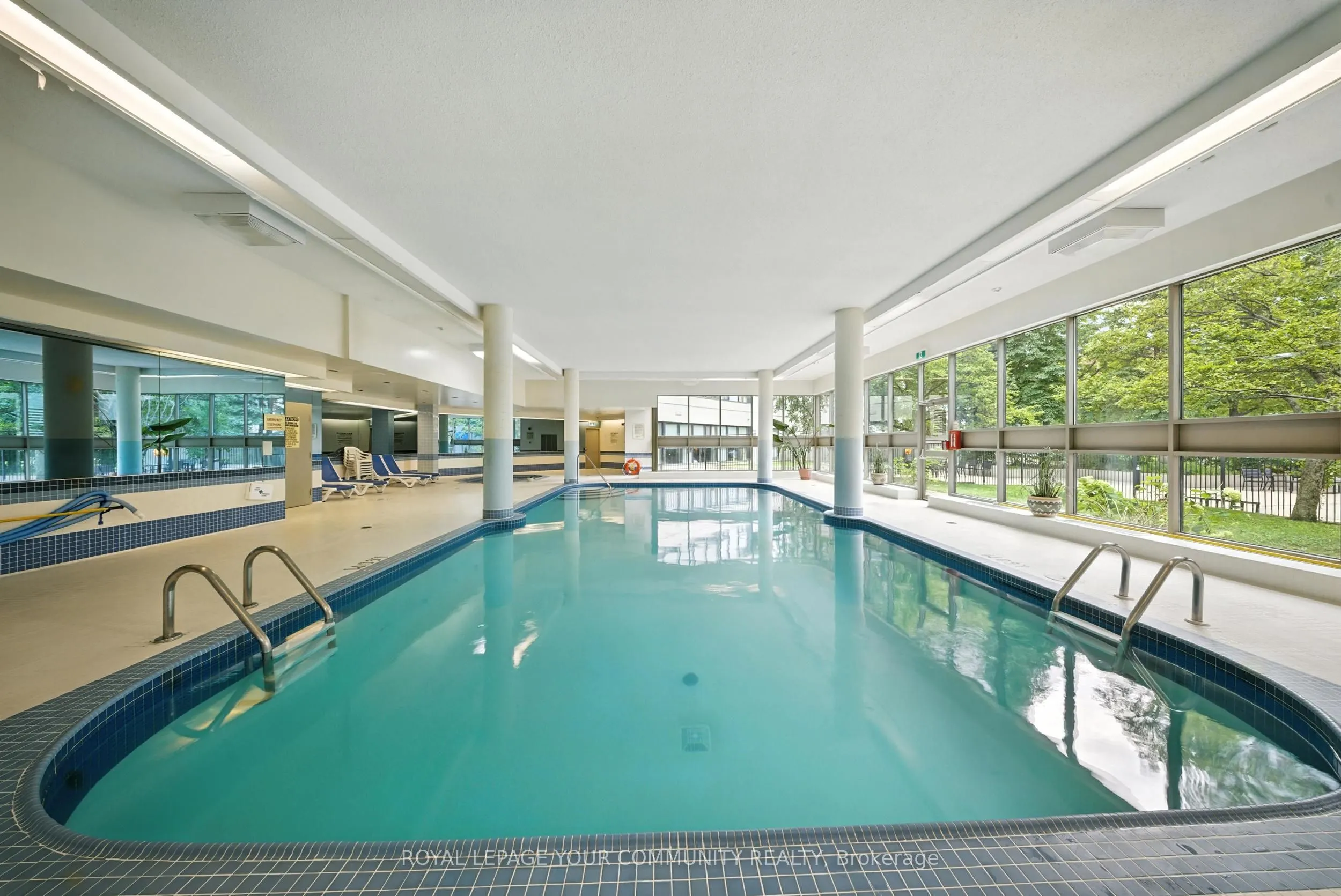 330 Rathburn Road W, #1404