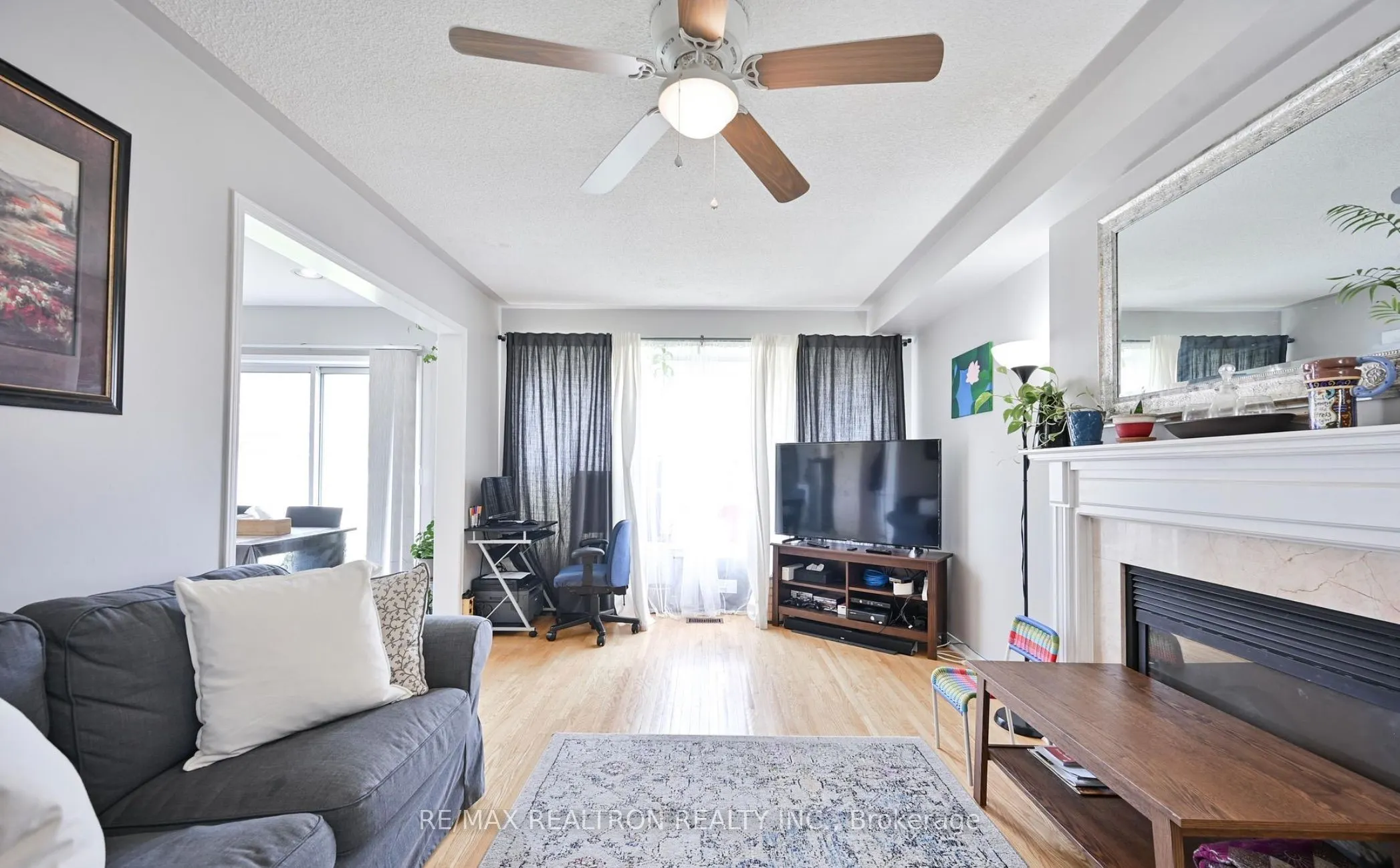 61 Fallstar Crescent